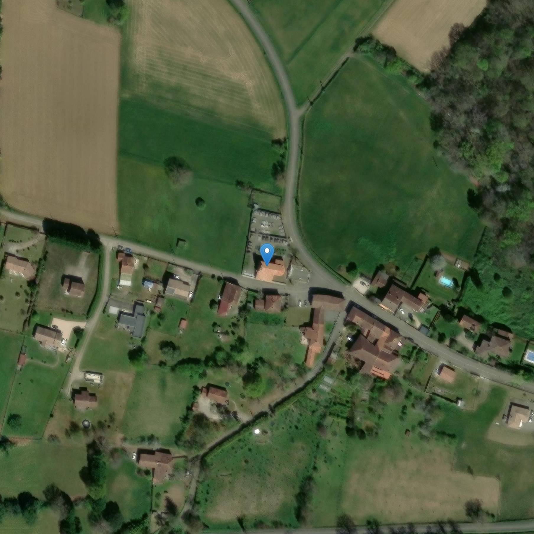 Photo de マルゾラスの前提の教会