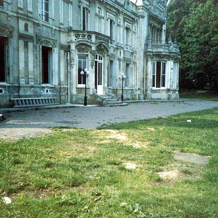 Photo de Château deau dHérouville-Saint-Clair
