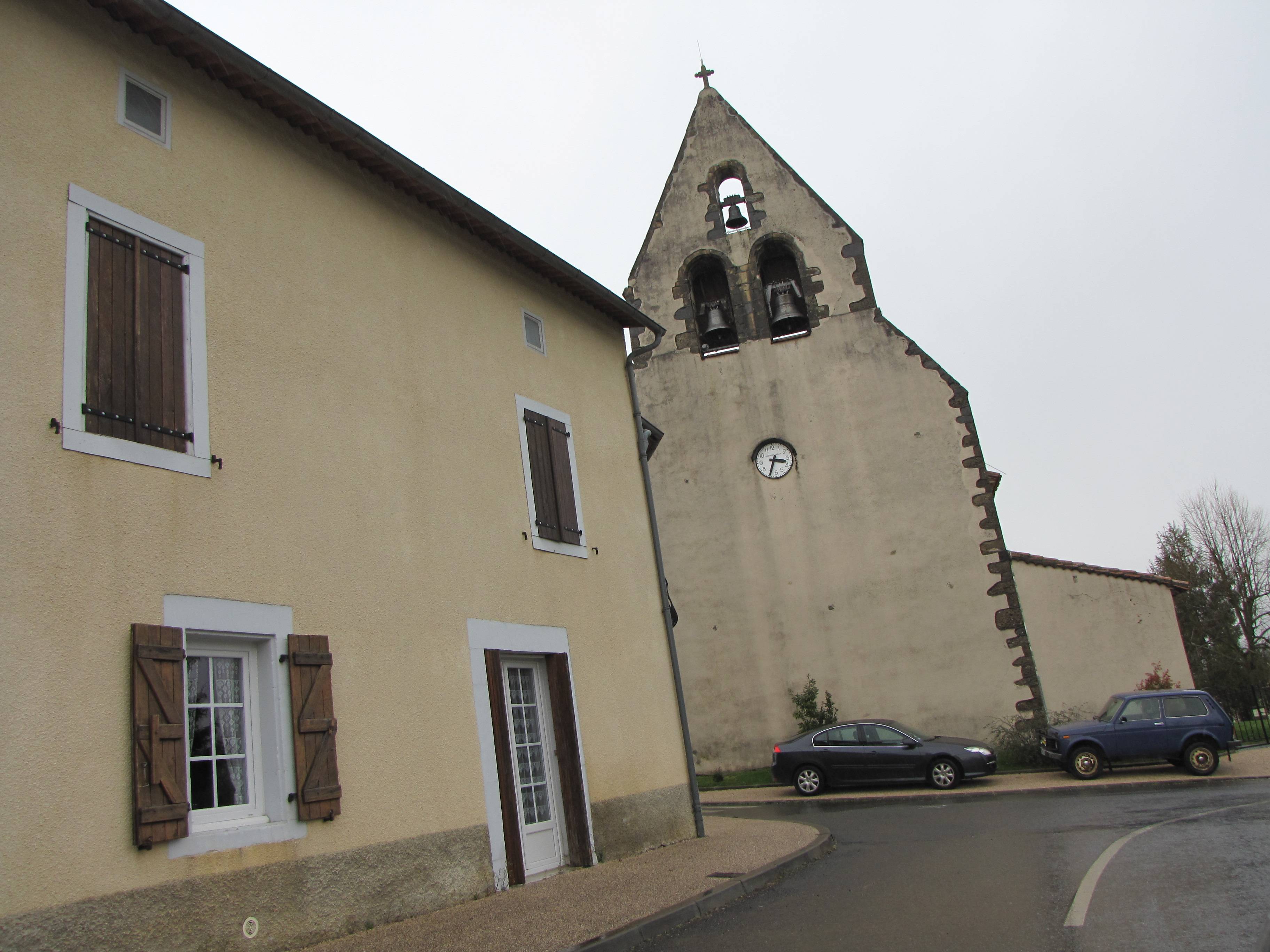 Photo de Kirche von Saint Colombe de Rouède