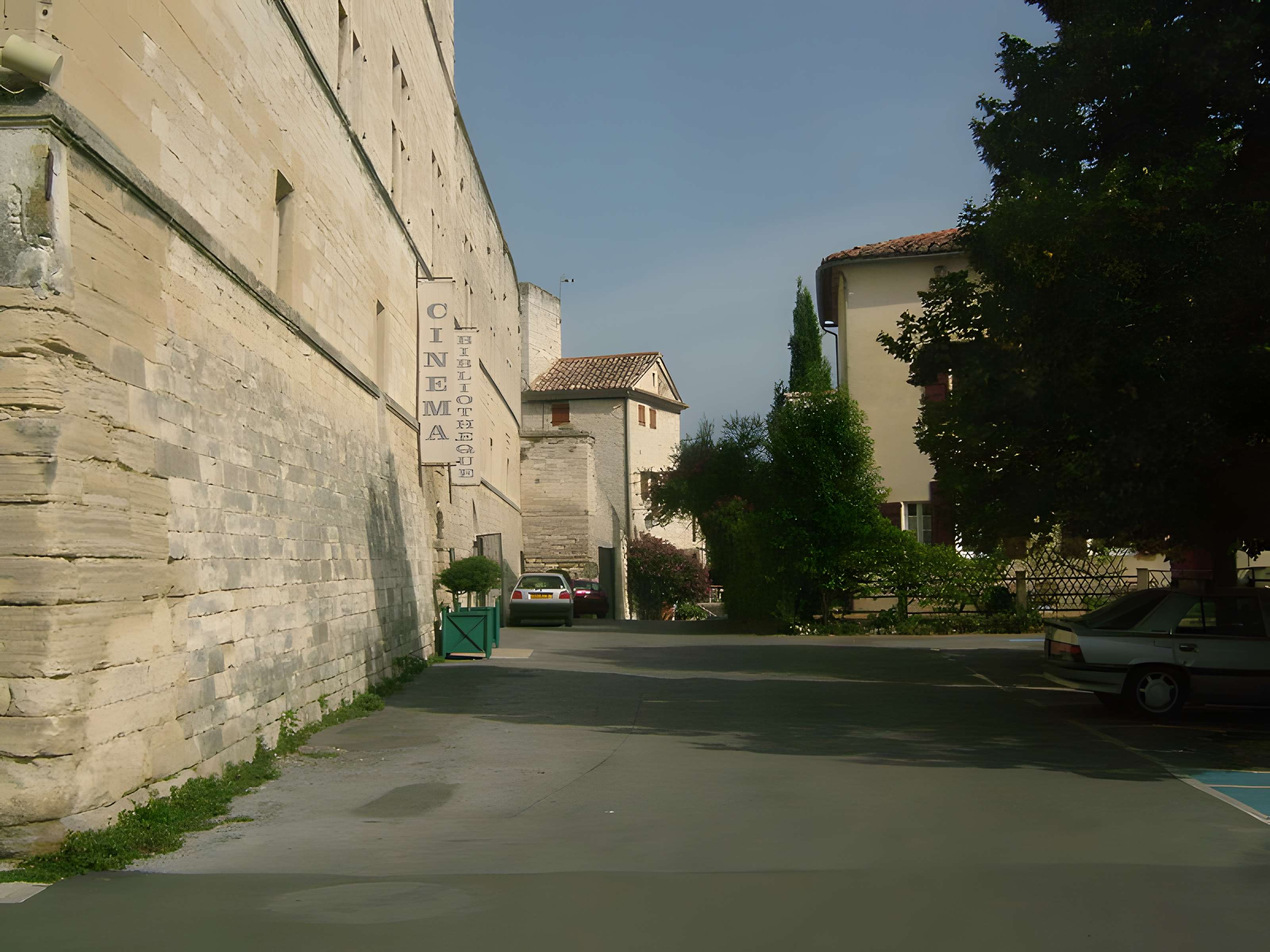 Château des Comtes du Roure