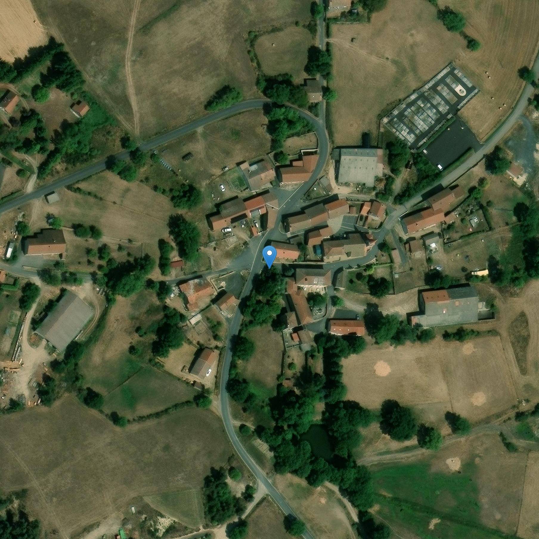 Photo de Iglesia Saint-Julien-de-Brioude de Beaune-sur-Arzon