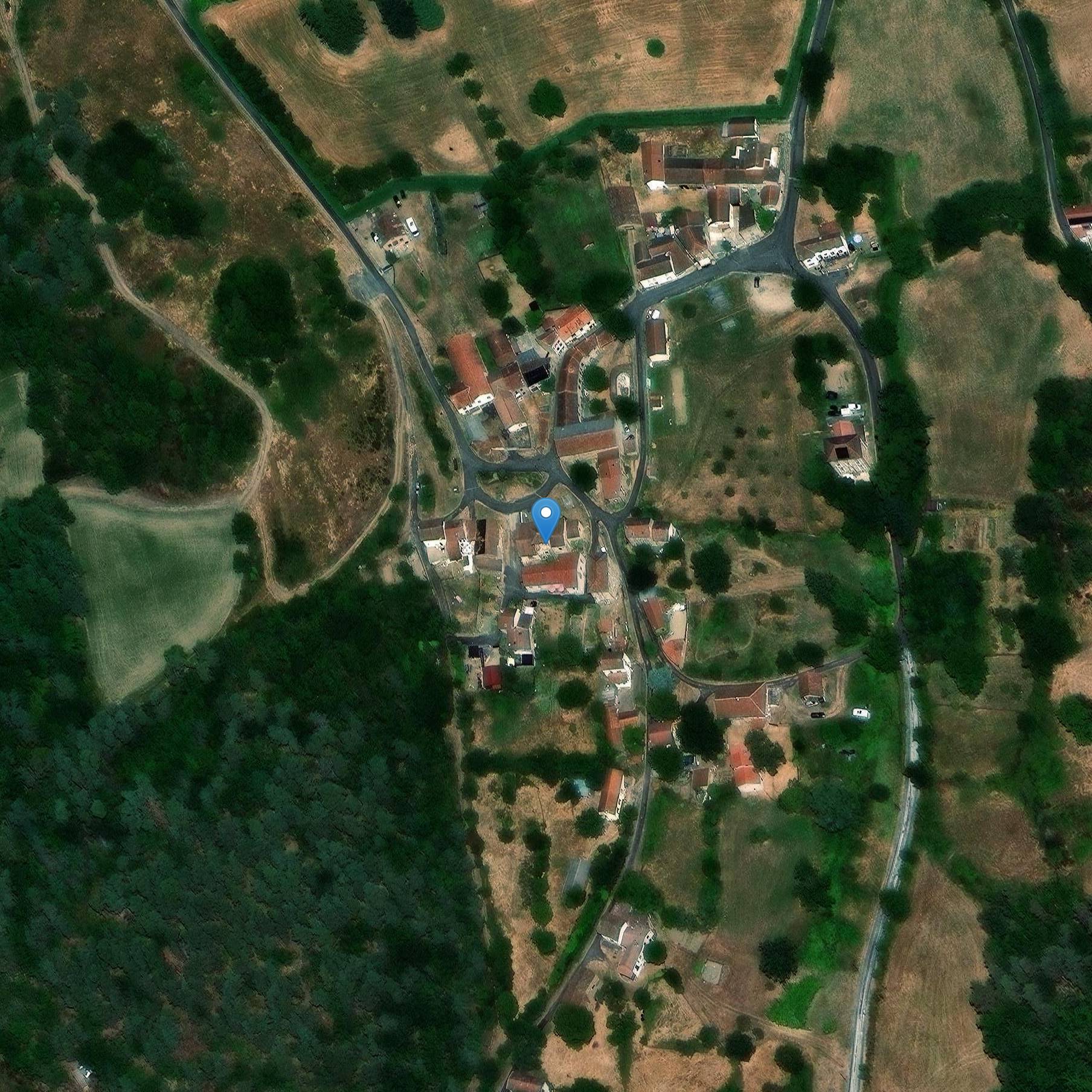 Photo de Saint-Julien de Frugières-le-Pin Church