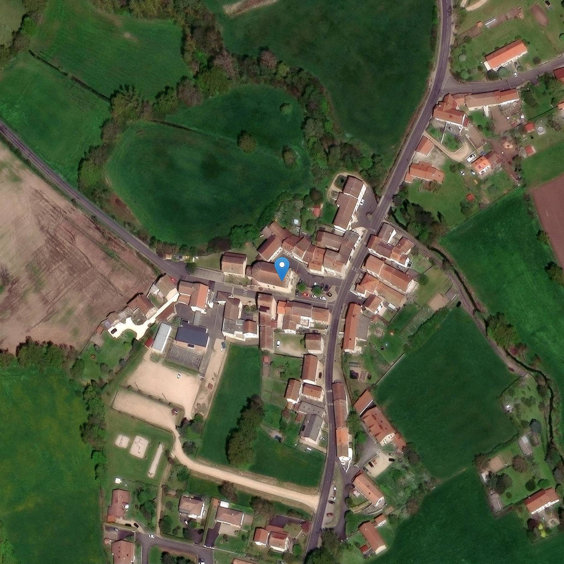 Photo de Iglesia de Saint-Julien-de-Brioude de Malrevers