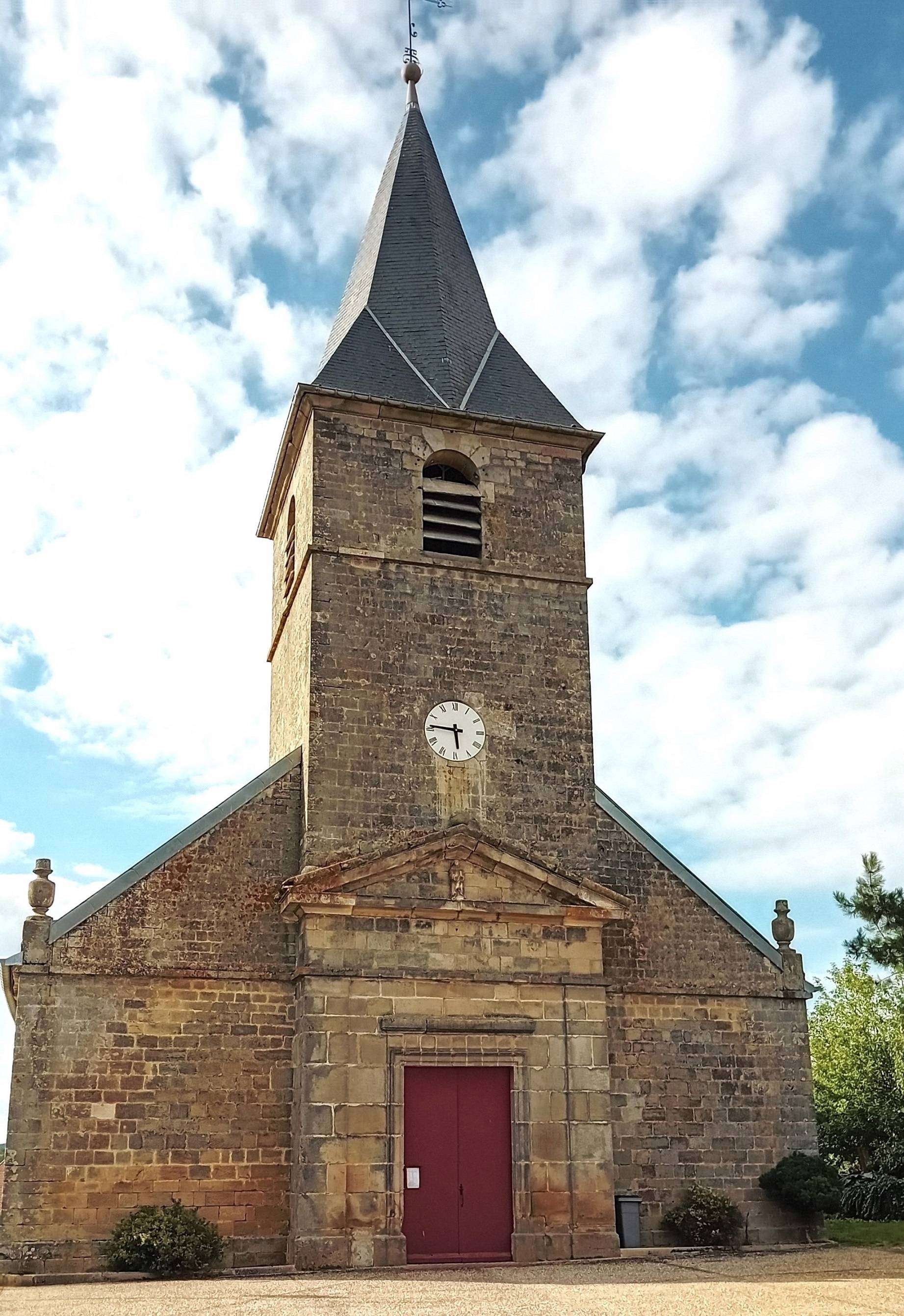 Photo de 博讷库尔圣彼得教堂