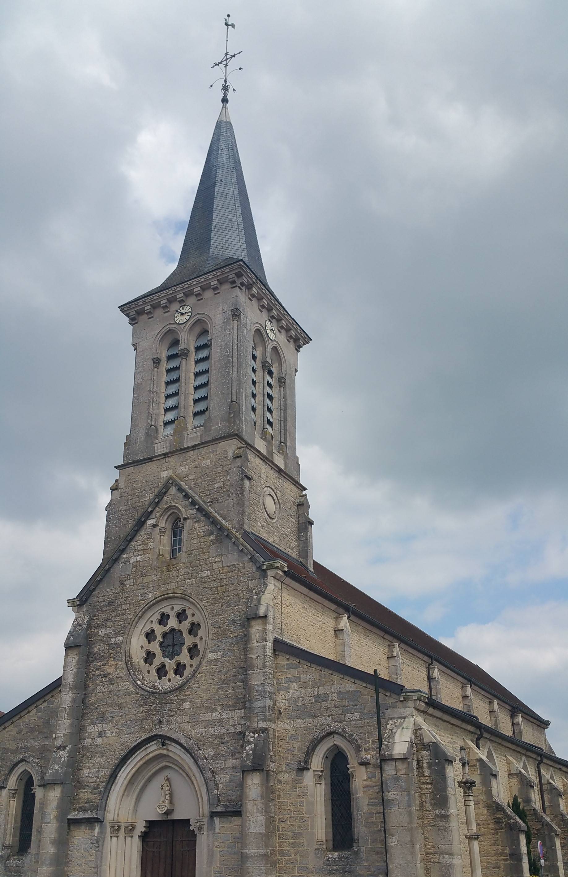 Photo de Église Notre-Dame-de-l'Immaculée-Conception de Vaux-sous-Aubigny