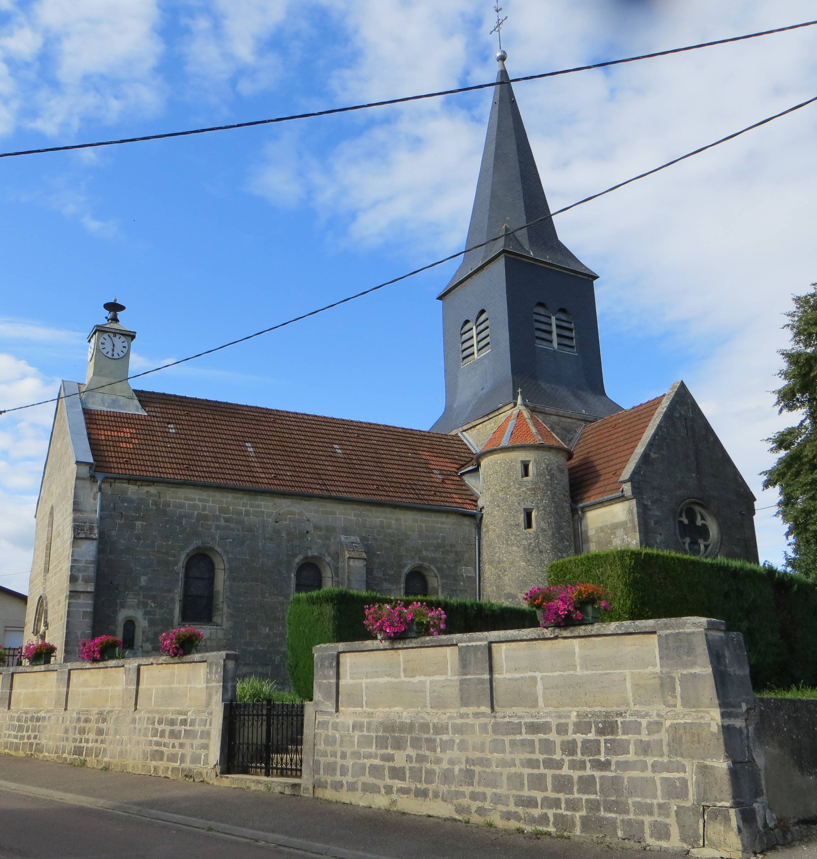Photo de Saint-Pierre-ès-Liens Church of Narcy