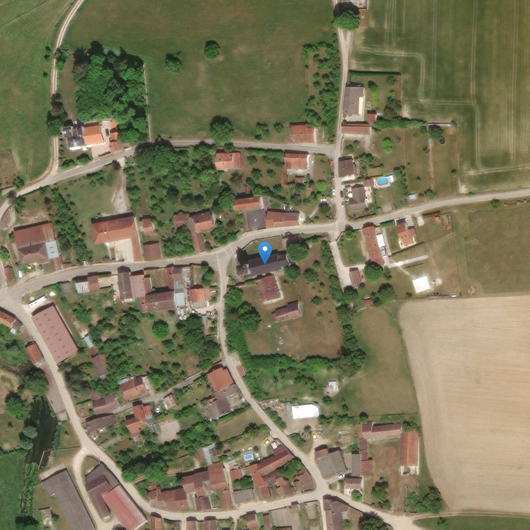 Photo de 圣费利克斯-圣安热伯特-德席尔瓦鲁夫雷斯教堂