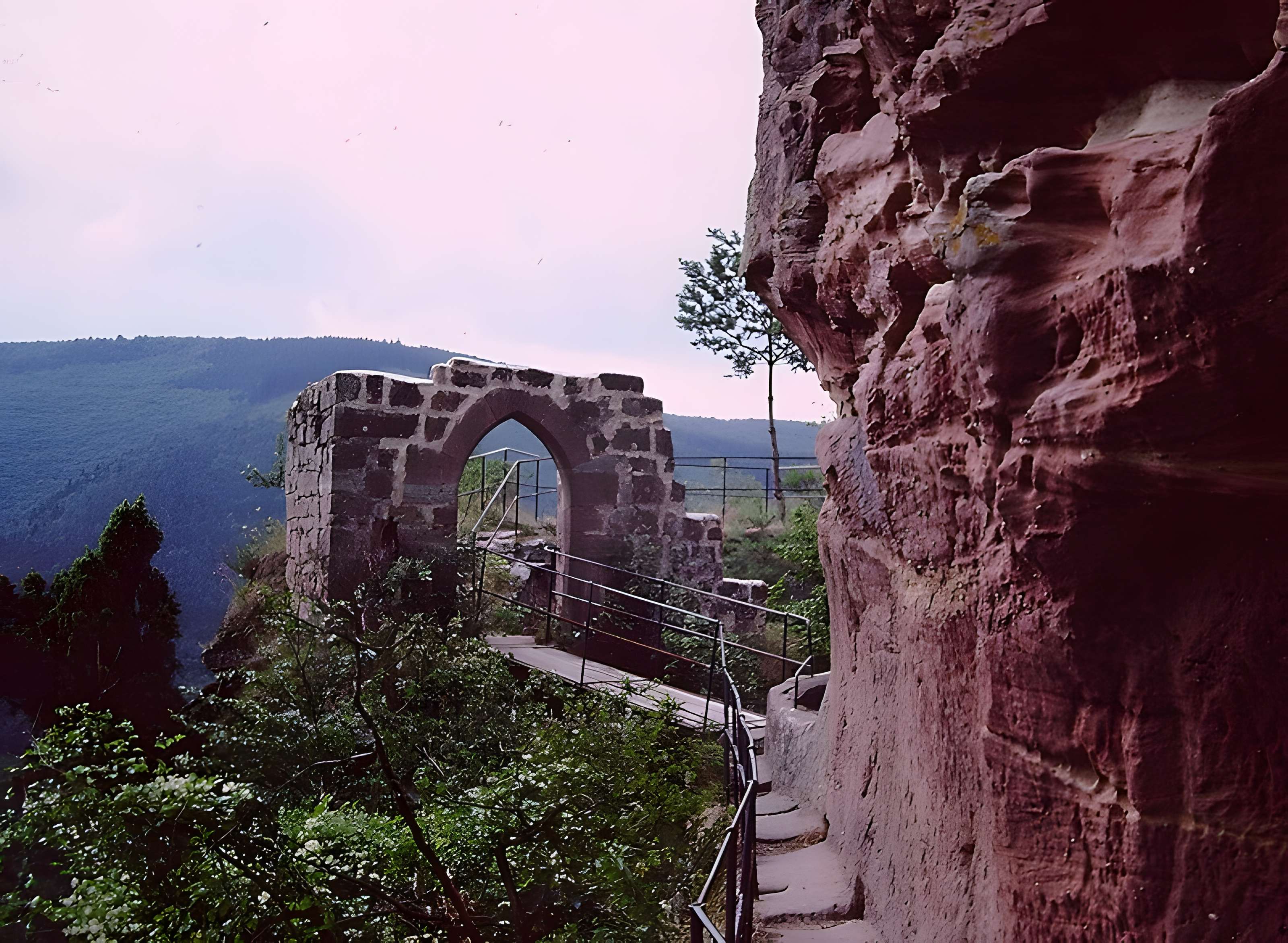 Château du Froensbourg ou Frundsberg