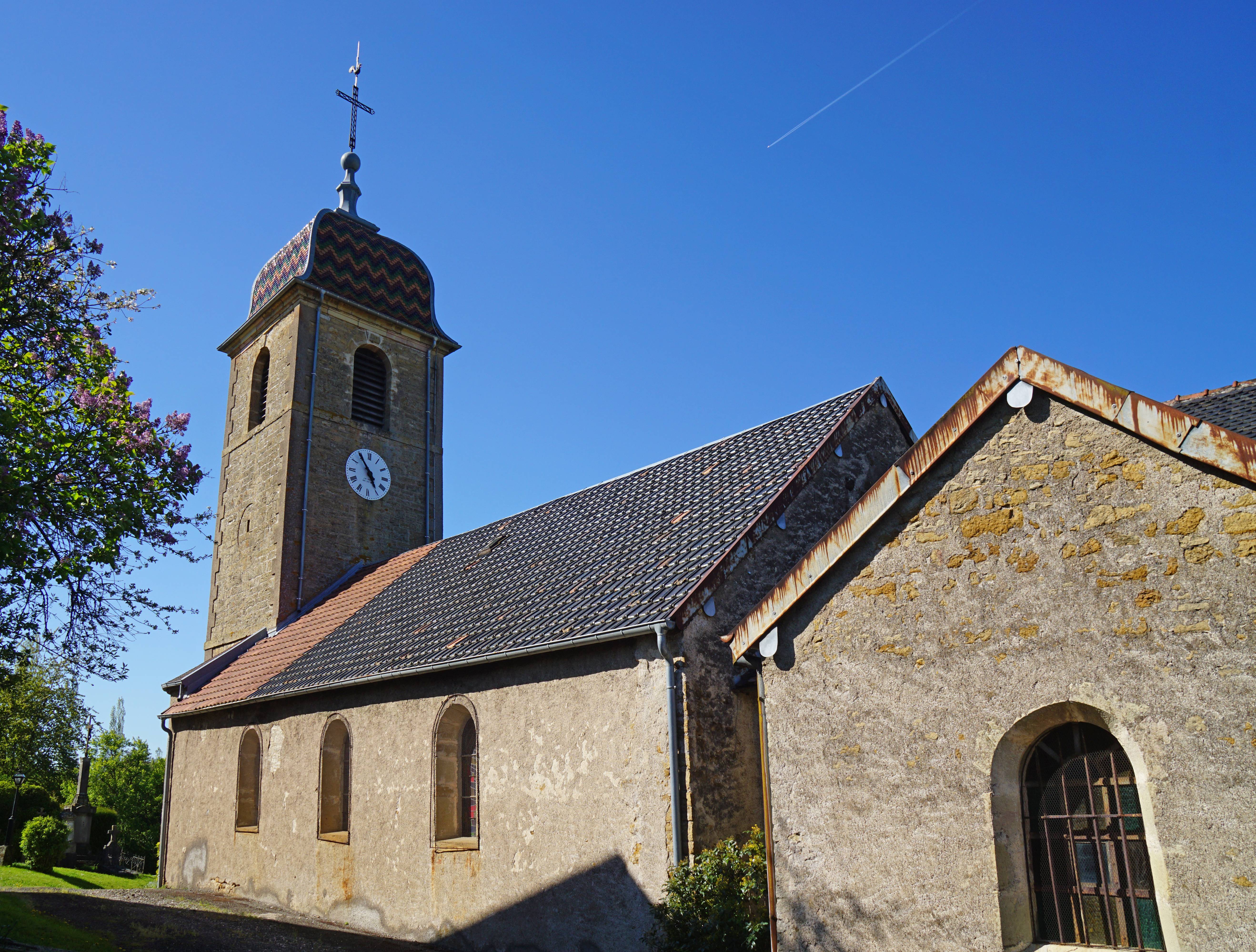 Photo de Saint-Valère d'Arpenans kerk