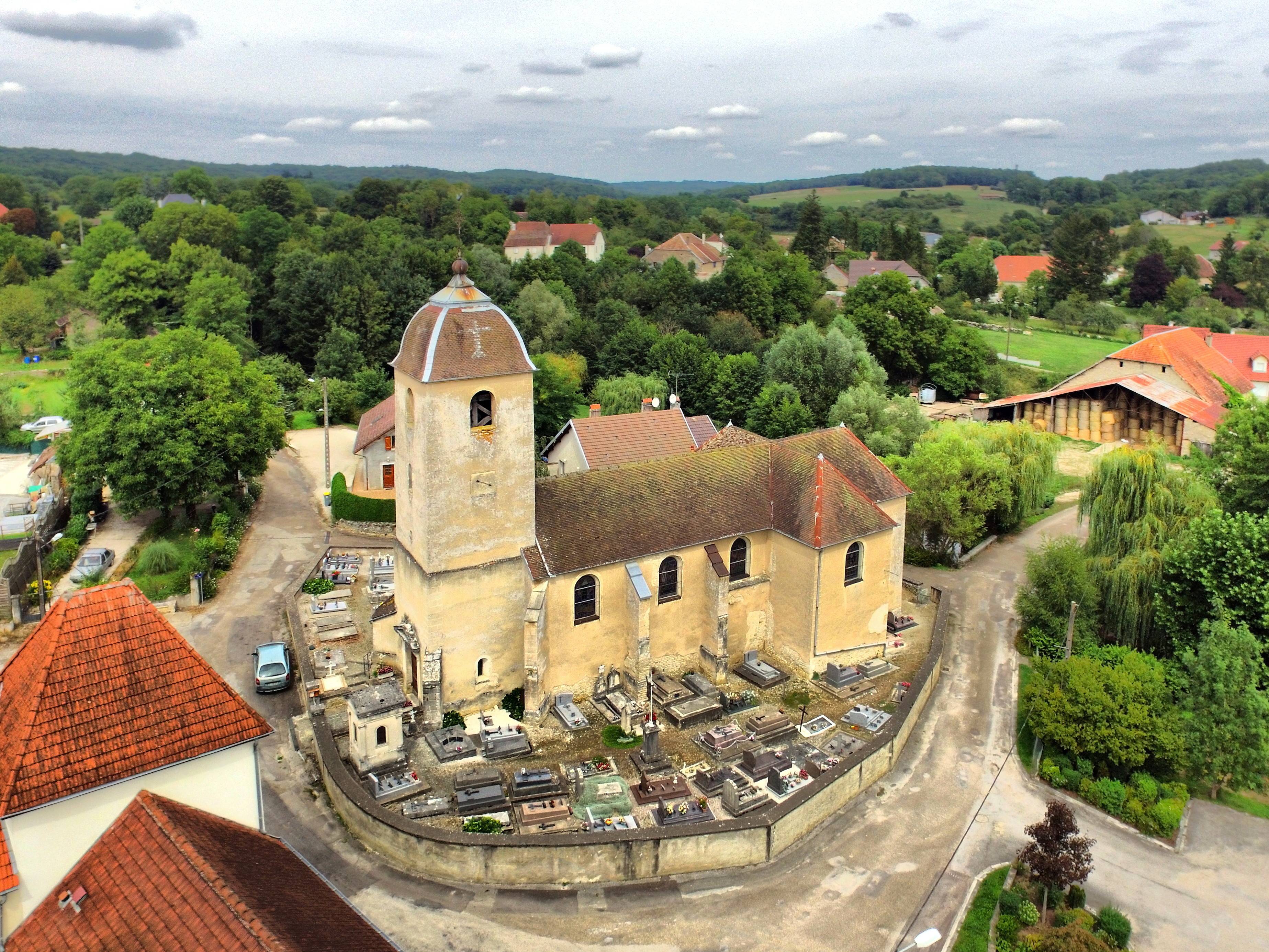 Photo de Église Saints-Pierre-et-Paul de Beaumotte-les-Pin