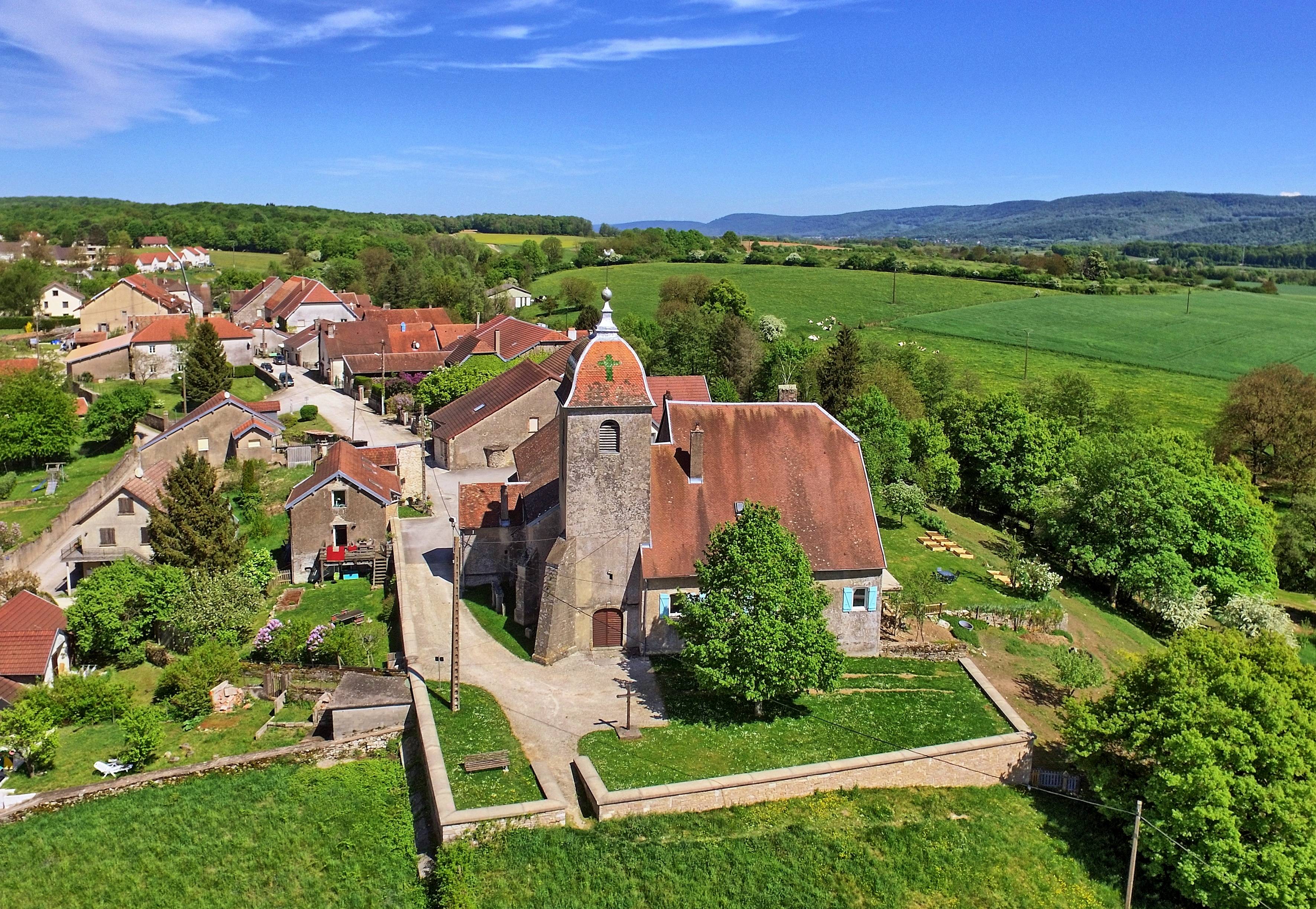 Photo de Église Saint-Maurice de Bussières