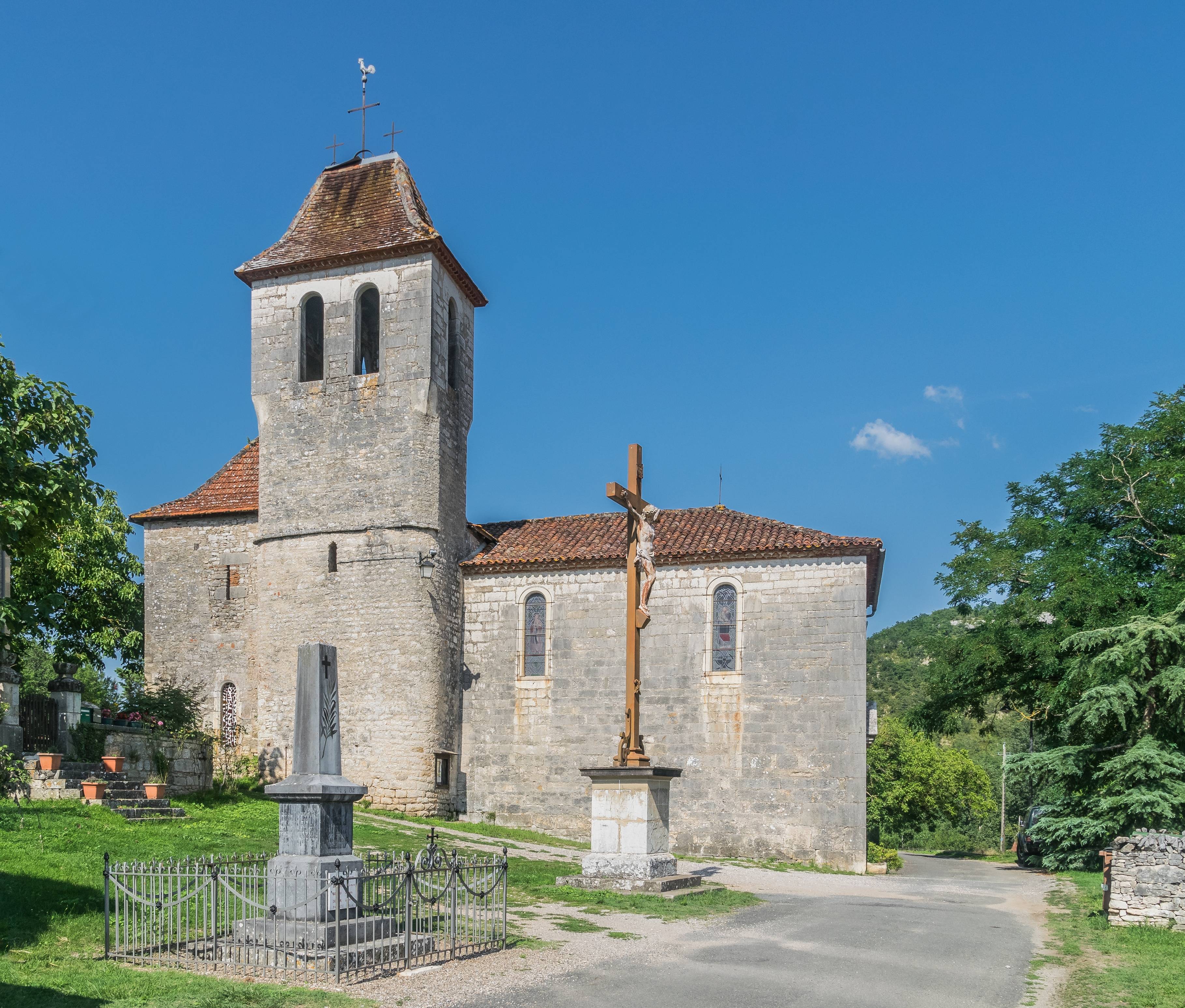Photo de 聖サターンイン教会のブレンゲス