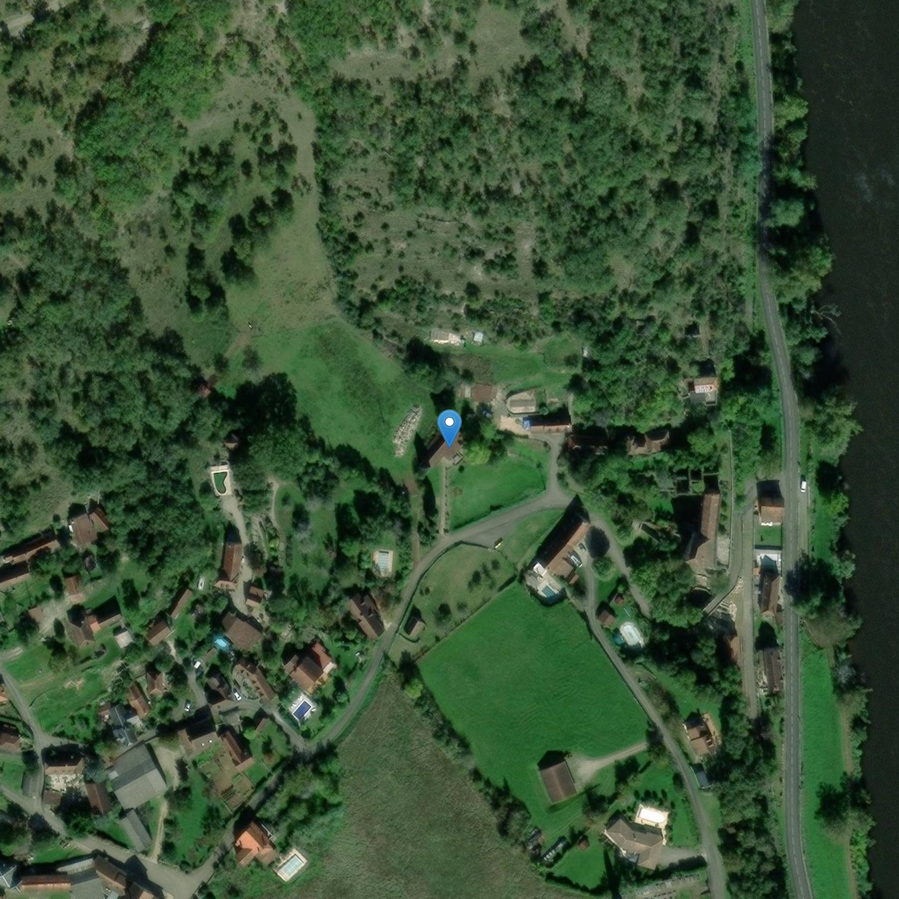 Photo de Kirche des heiligen Petrus von Cadrieu