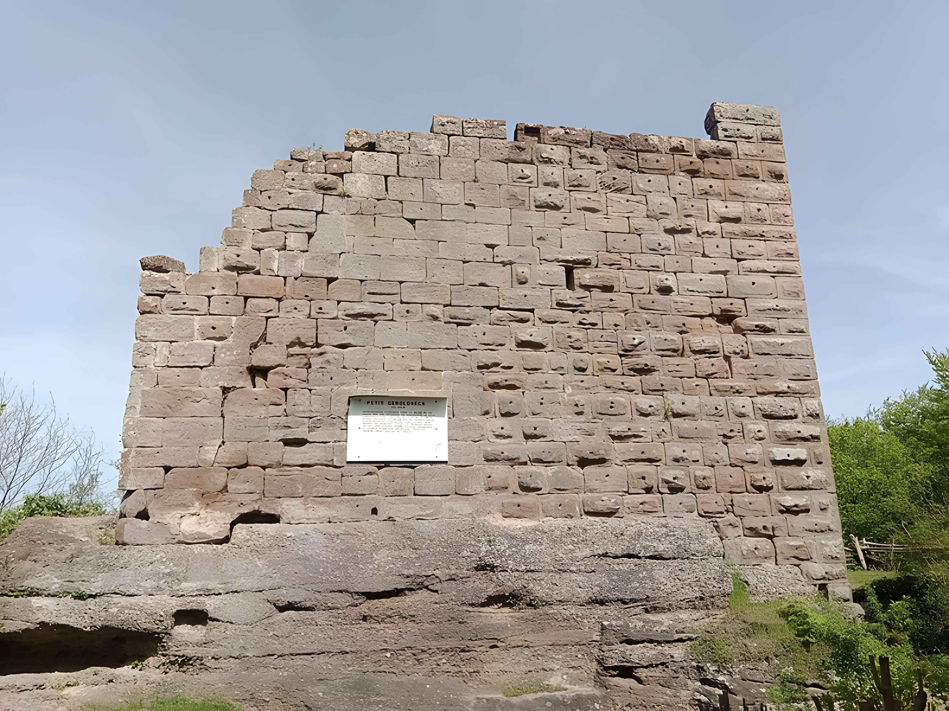 Ruines du château du Petit-Geroldseck