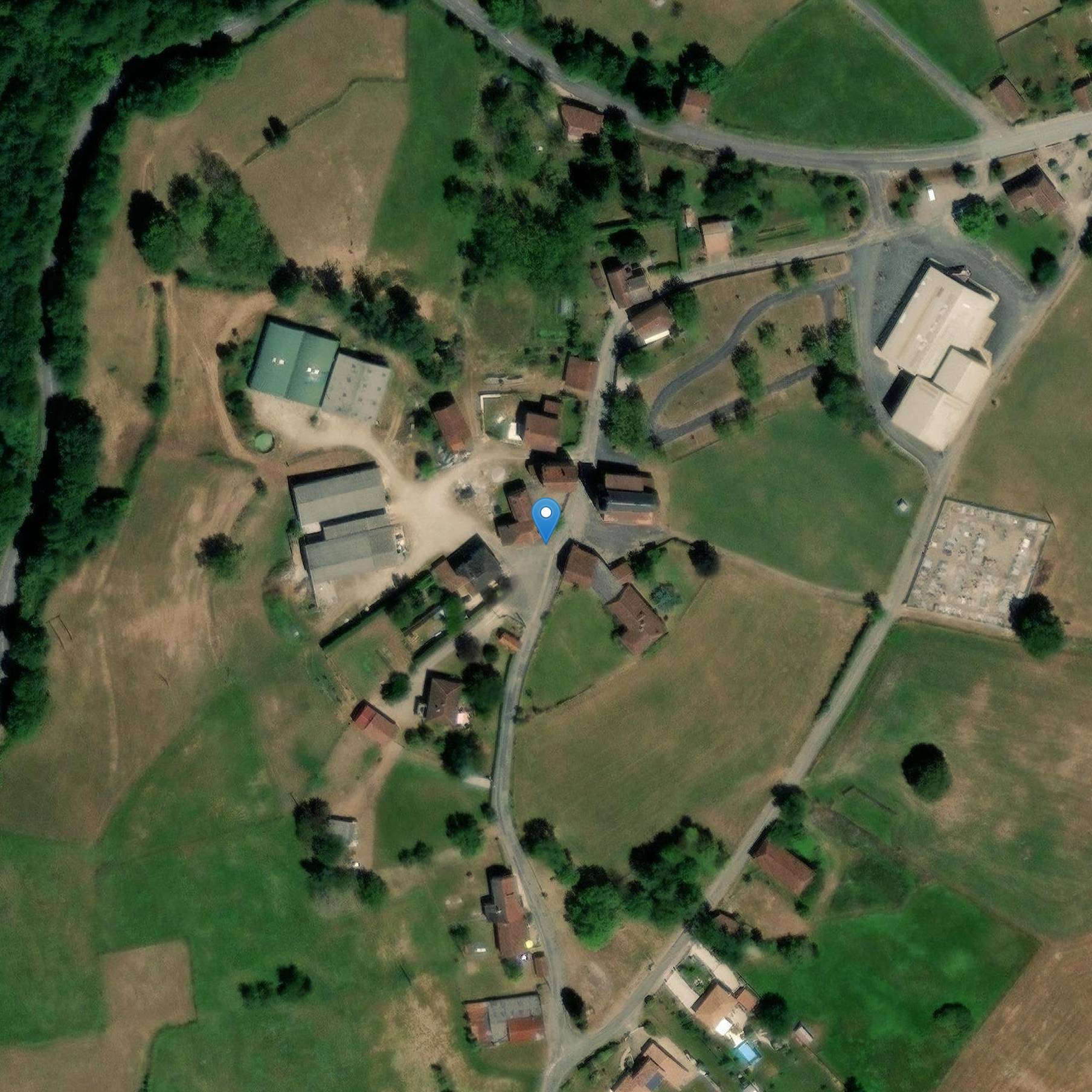 Photo de Iglesia Saint-Julien de Frayssinhes