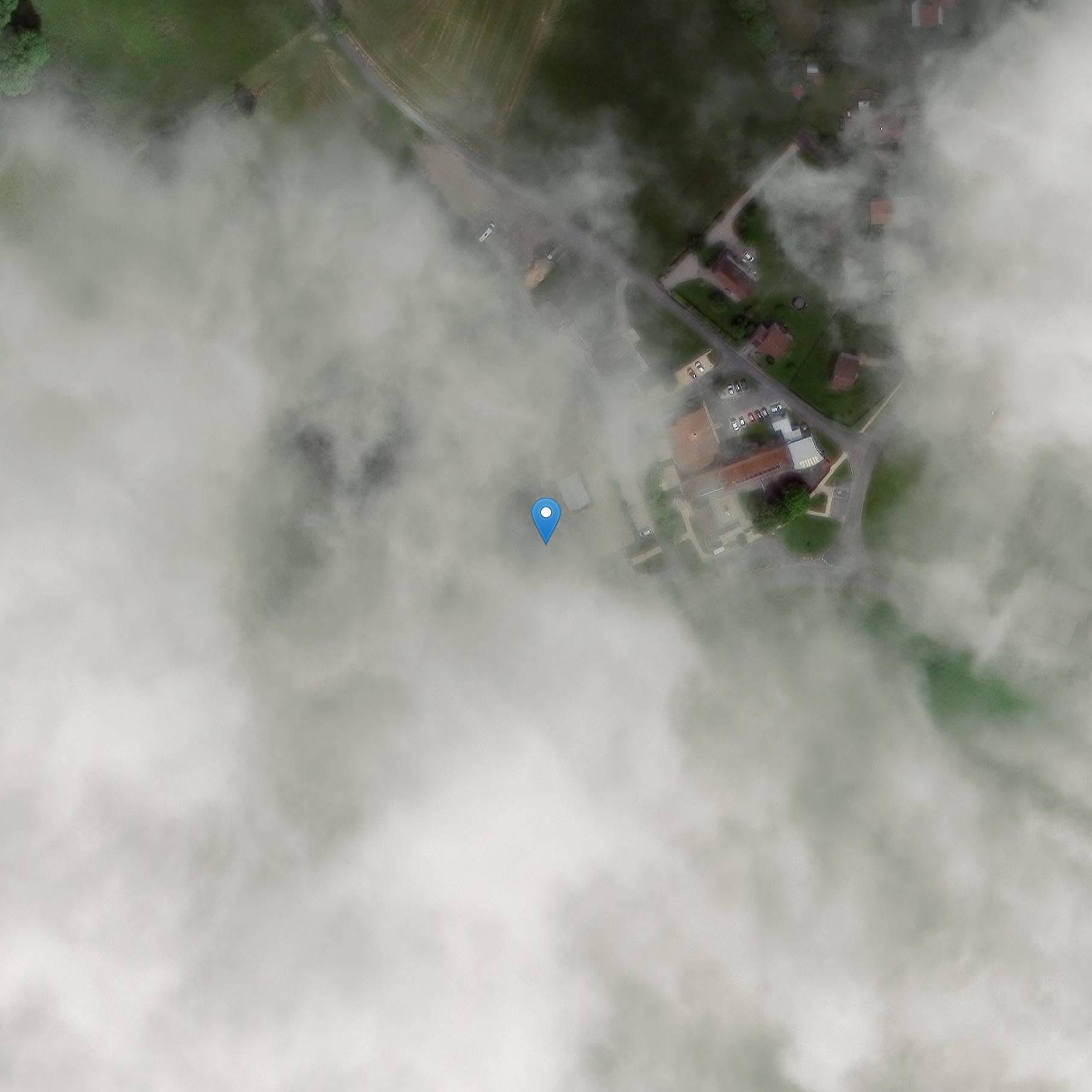 Photo de 拉巴图德圣维耶日教堂