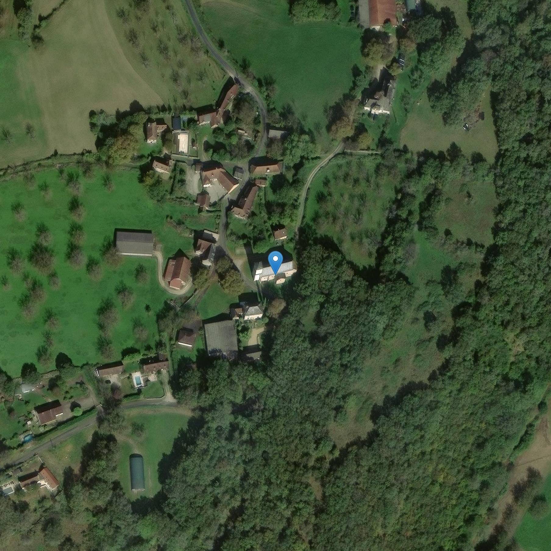 Photo de Saints-Côme-et-Damien Church of Paunac