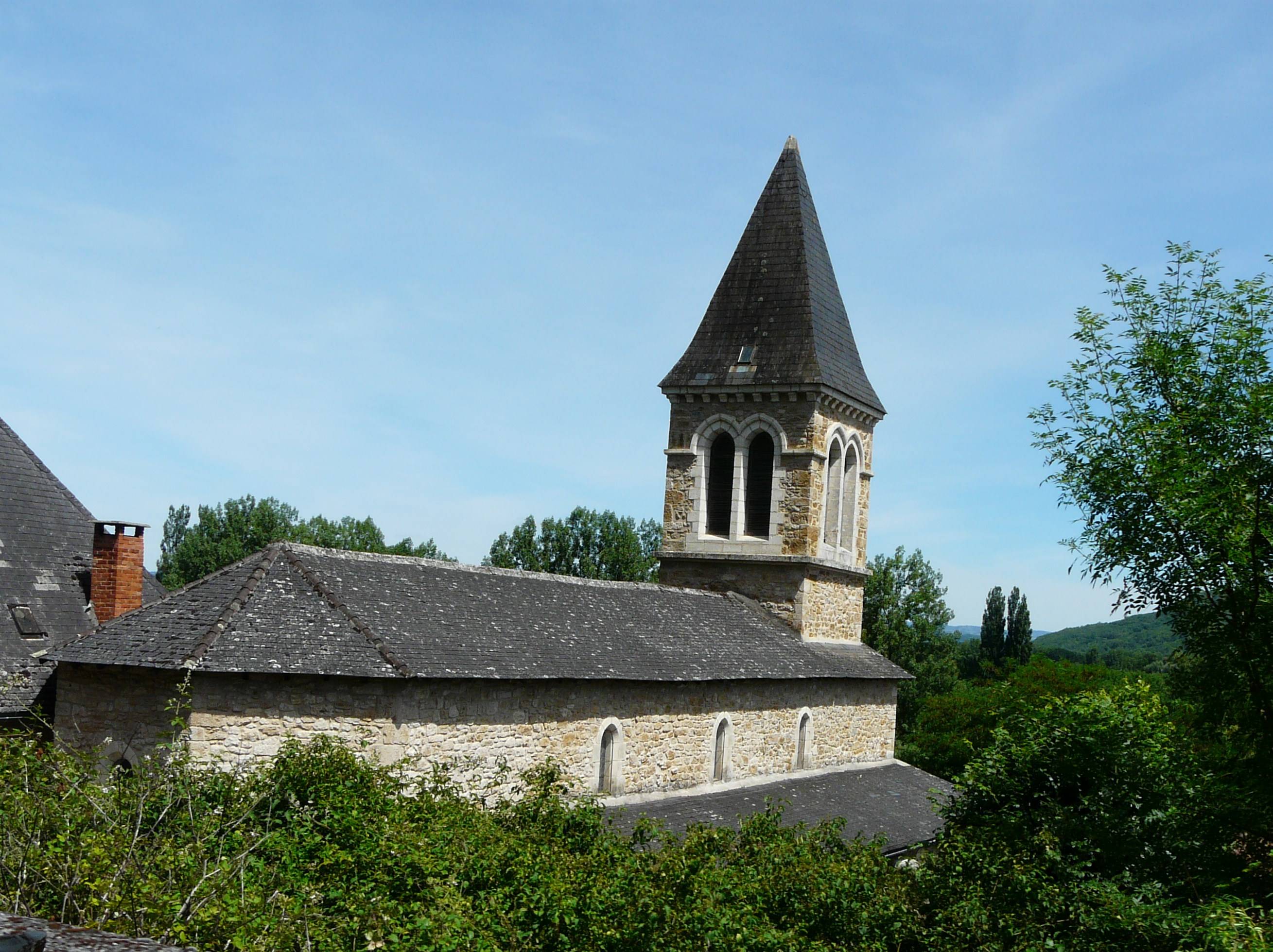 Photo de Saint-Denis Church of Saint-Denis-lès-Martel   サン・デニス・フランチェスコ