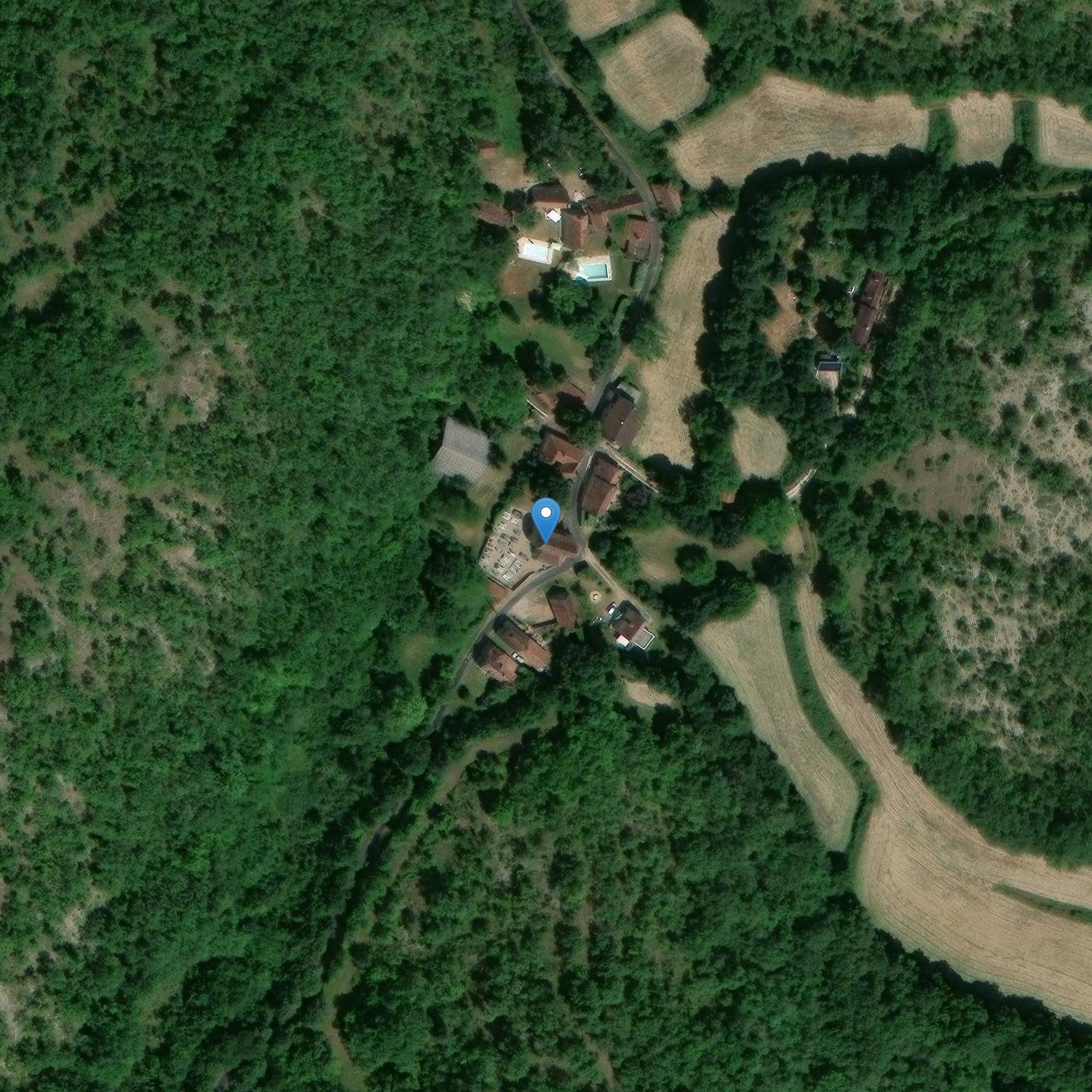 Photo de Auzacの聖ハイレア教会