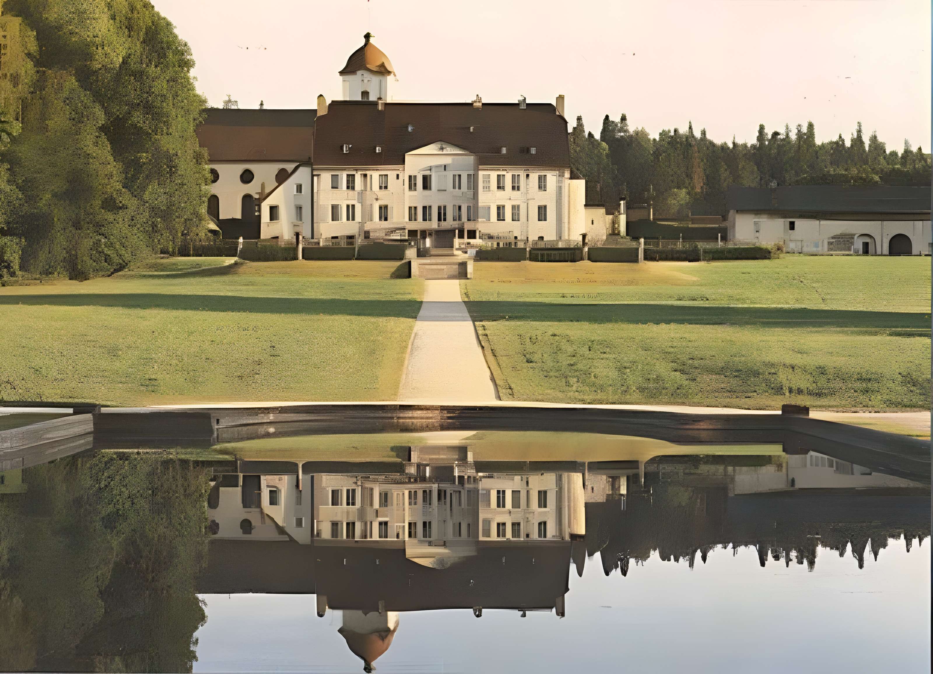 Château Montalembert