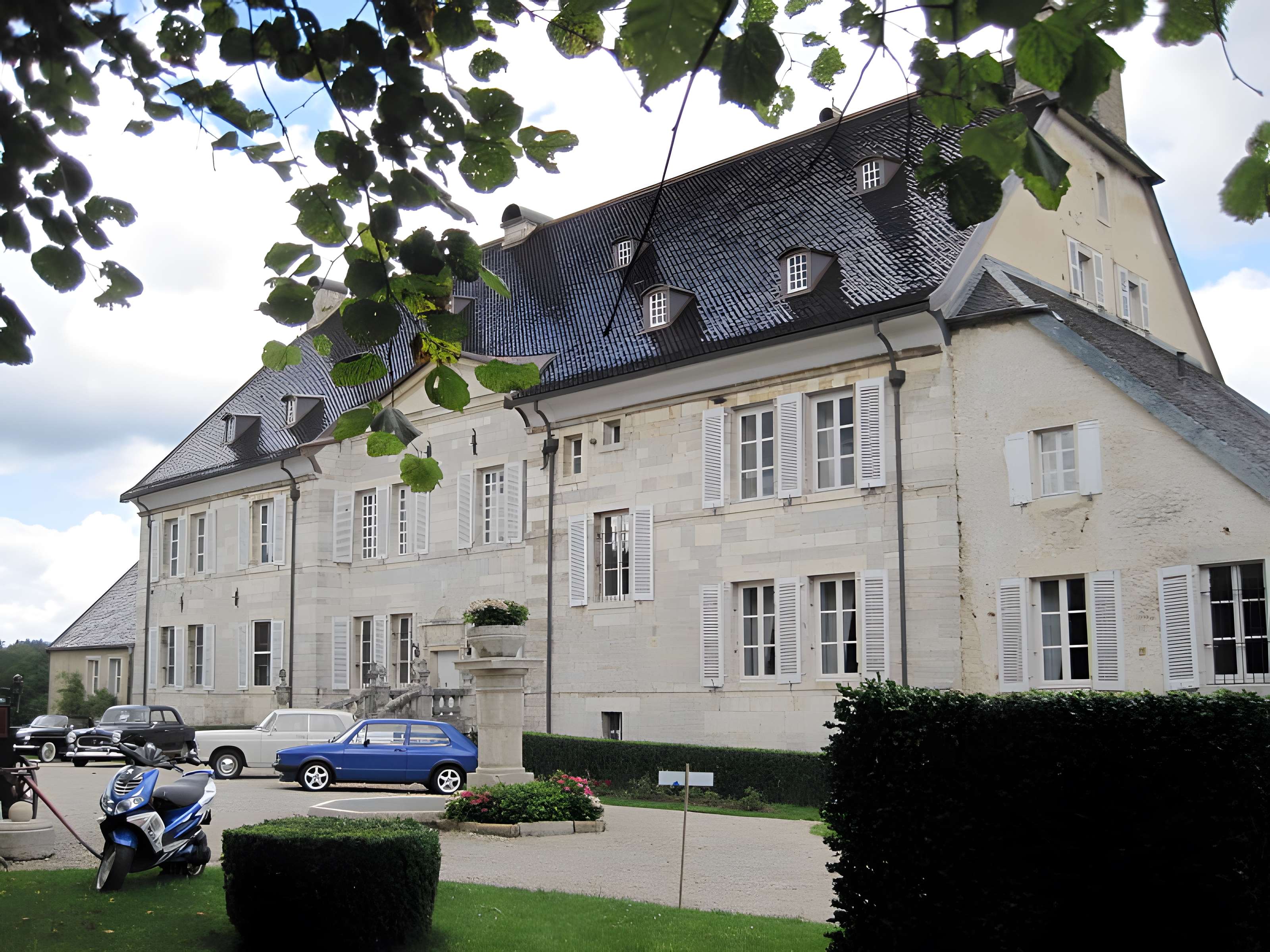 Château Montalembert