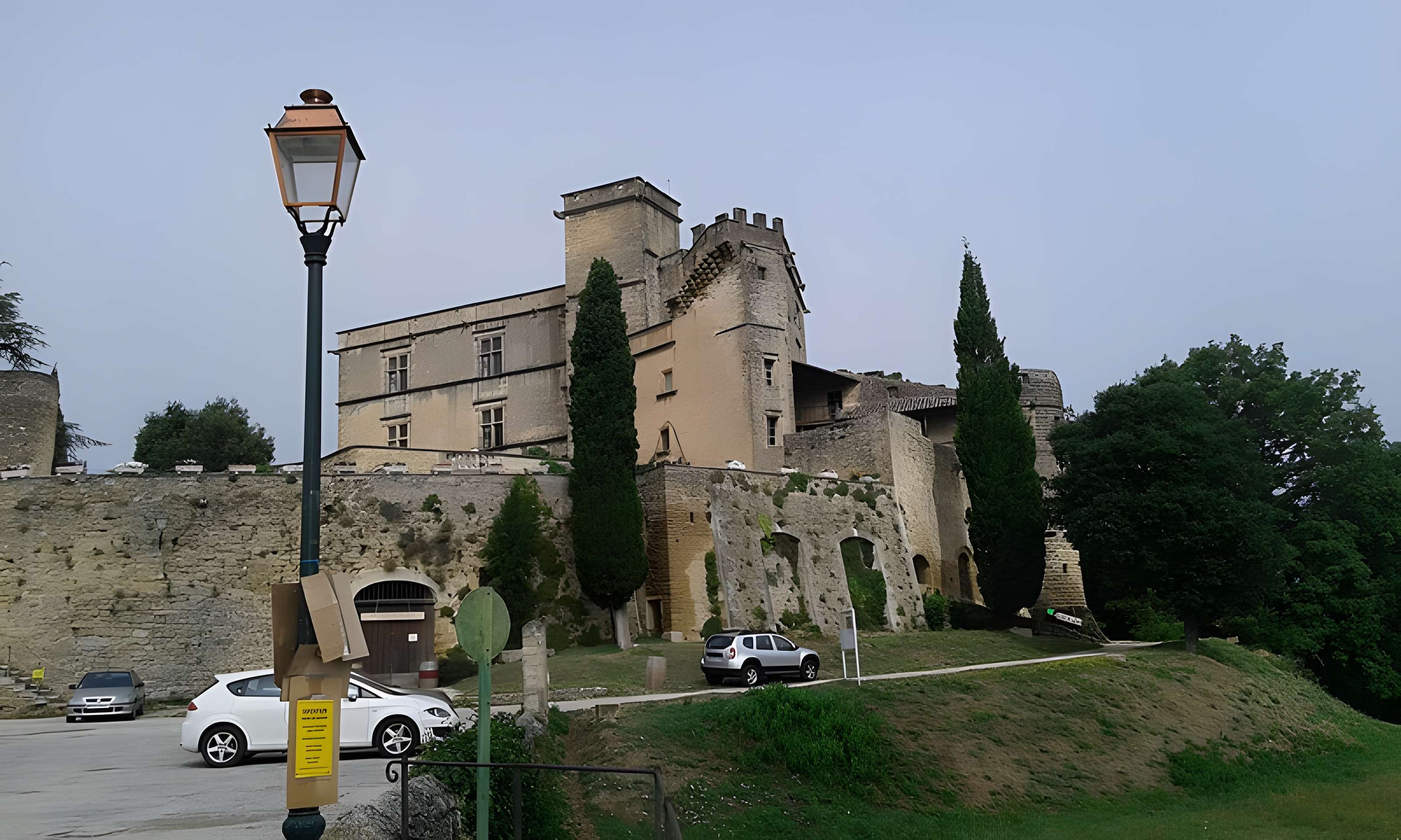 Château de Lourmarin