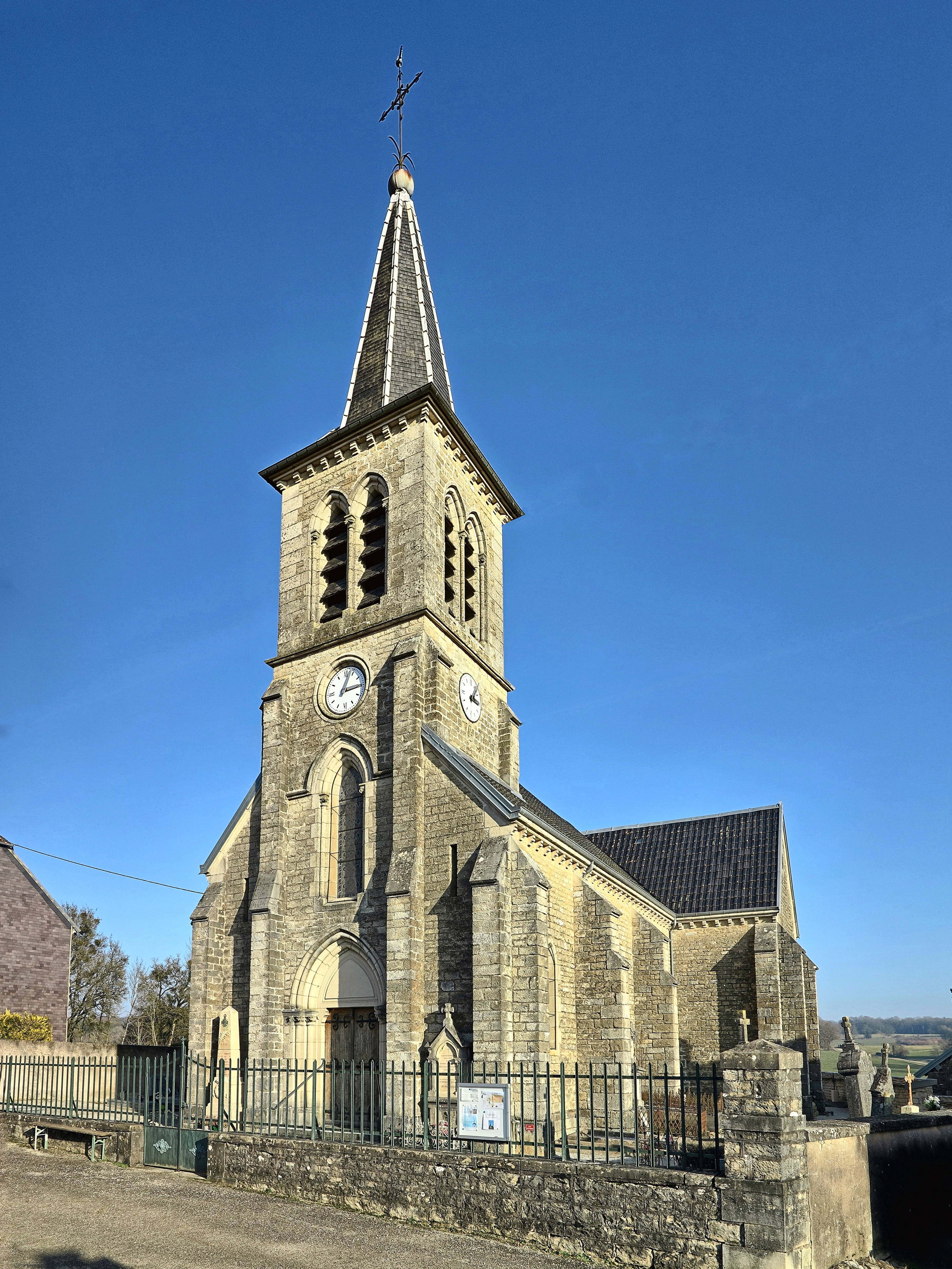 Photo de Iglesia Saint-Julien de Vy-lès-Filain