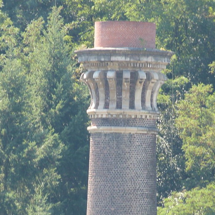 Photo de Cheminées dusine dAubin