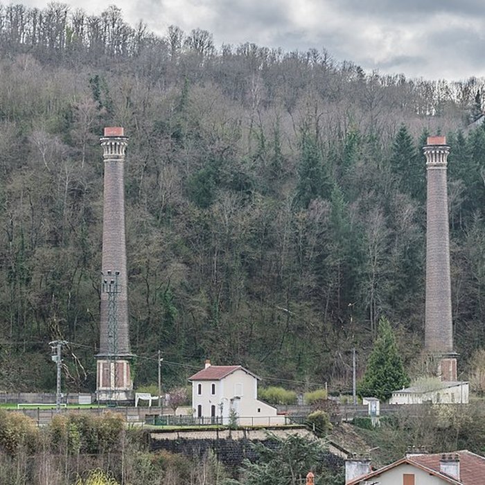 Photo de Cheminées dusine dAubin