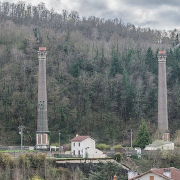 Cheminées dusine dAubin