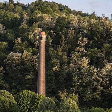 Cheminées dusine dAubin