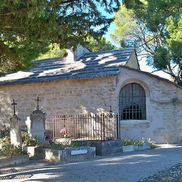 Cimetière et chapelle Notre-Dame-de-Pareloup de Mazan
