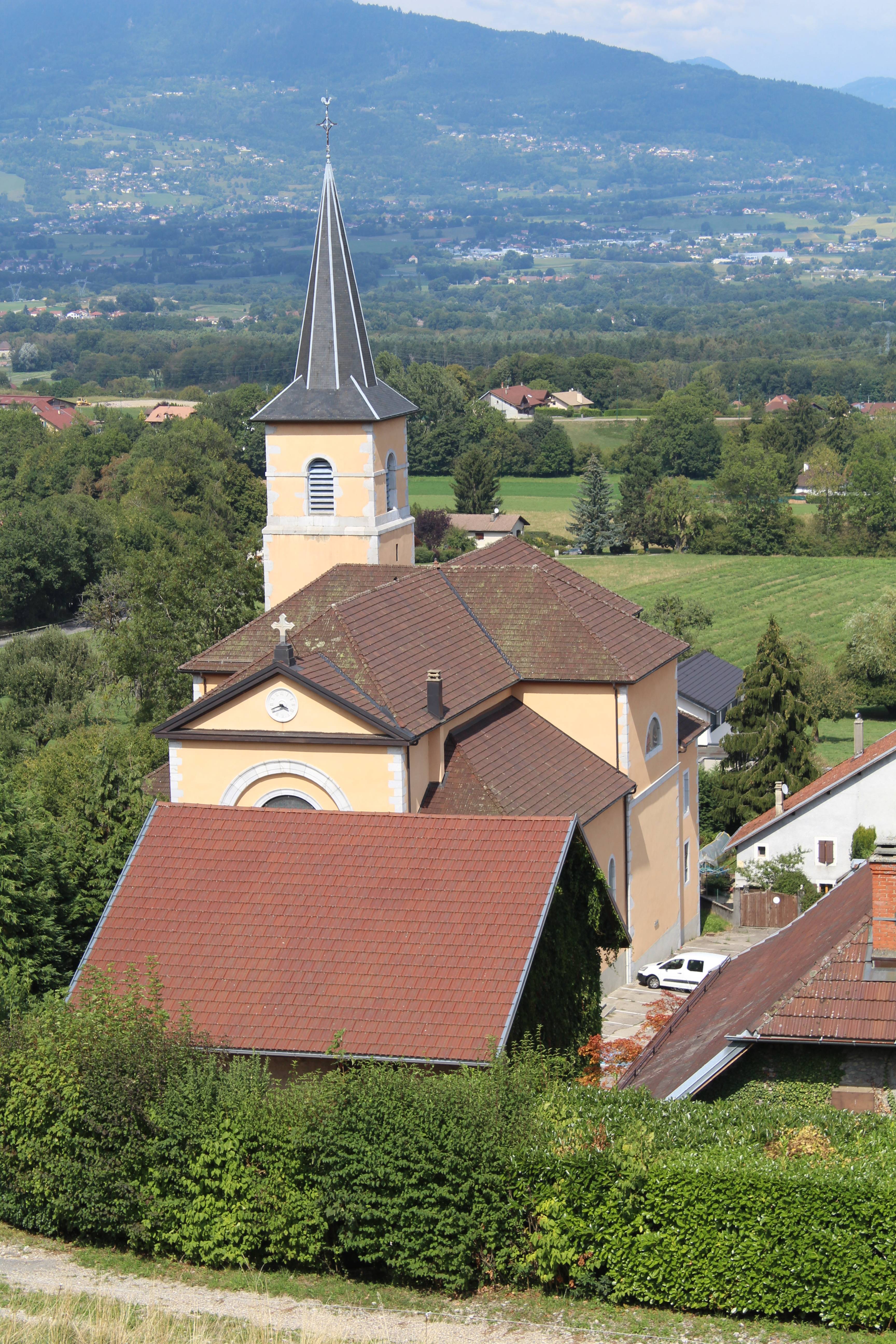 Photo de Chiesa di San Pietro e San Paolo