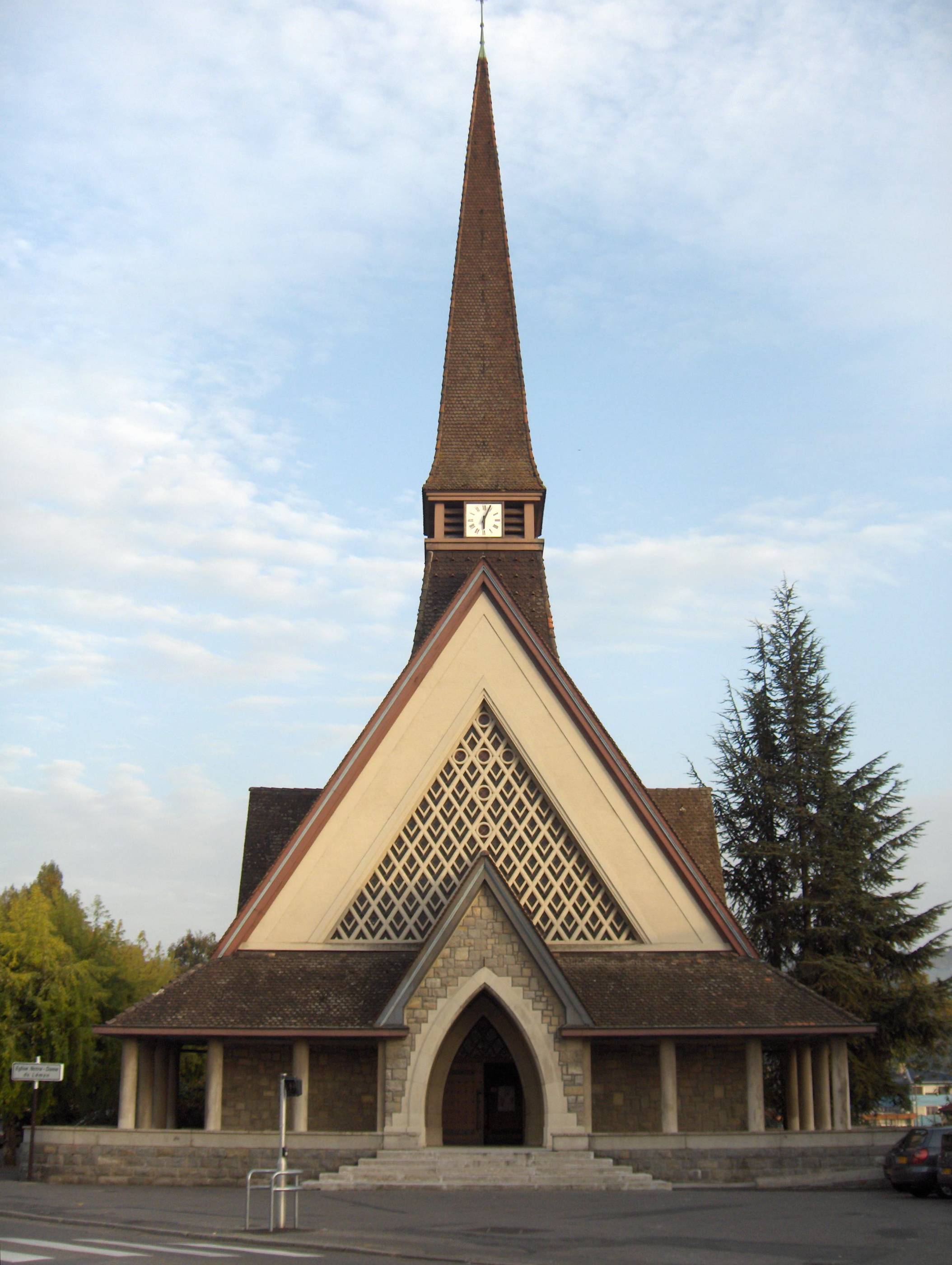 Photo de Notre-Dame du Léman Church
