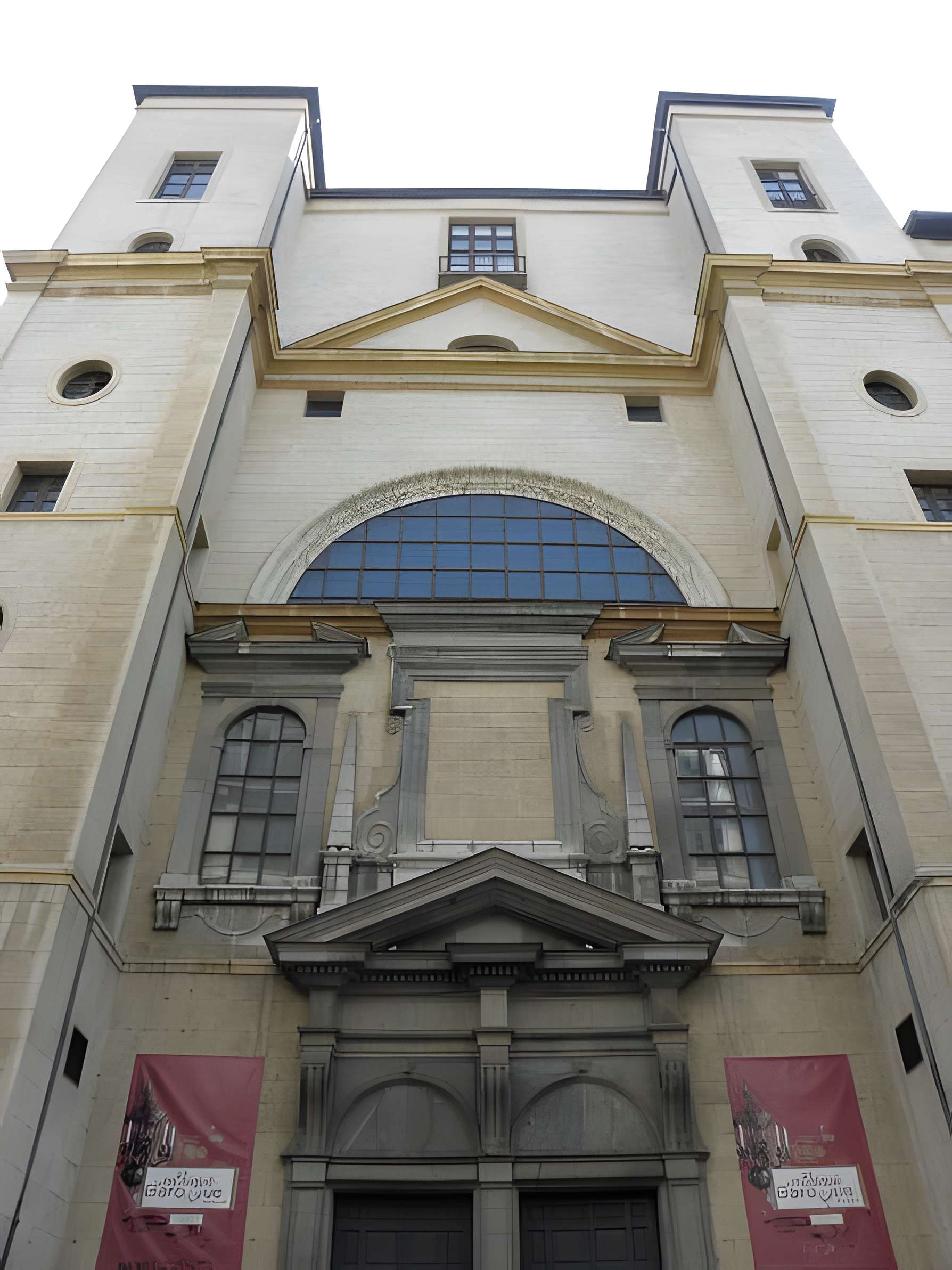 Ancien Collège de la Trinité, actuellement lycée Ampère