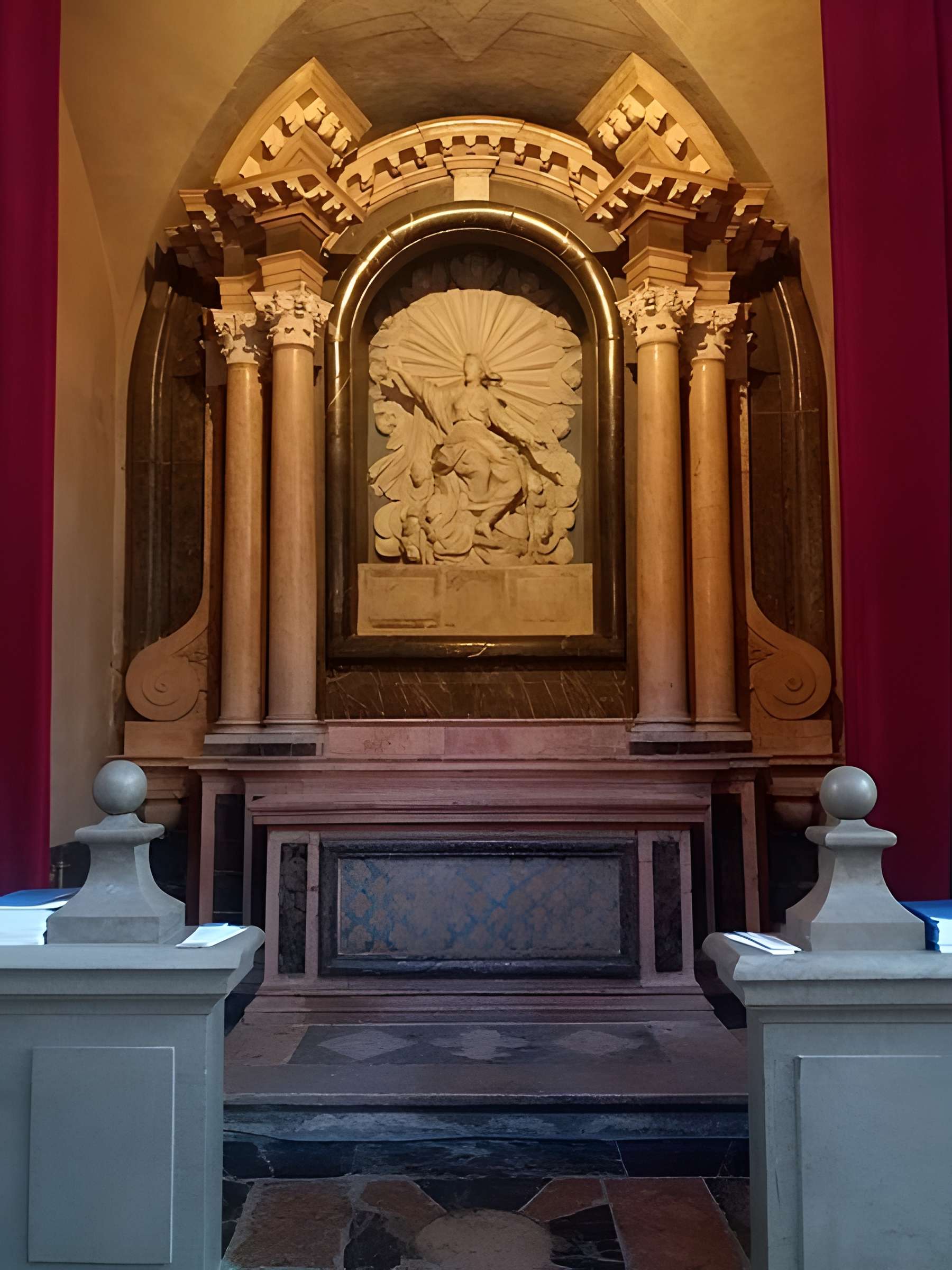 Ancien Collège de la Trinité, actuellement lycée Ampère