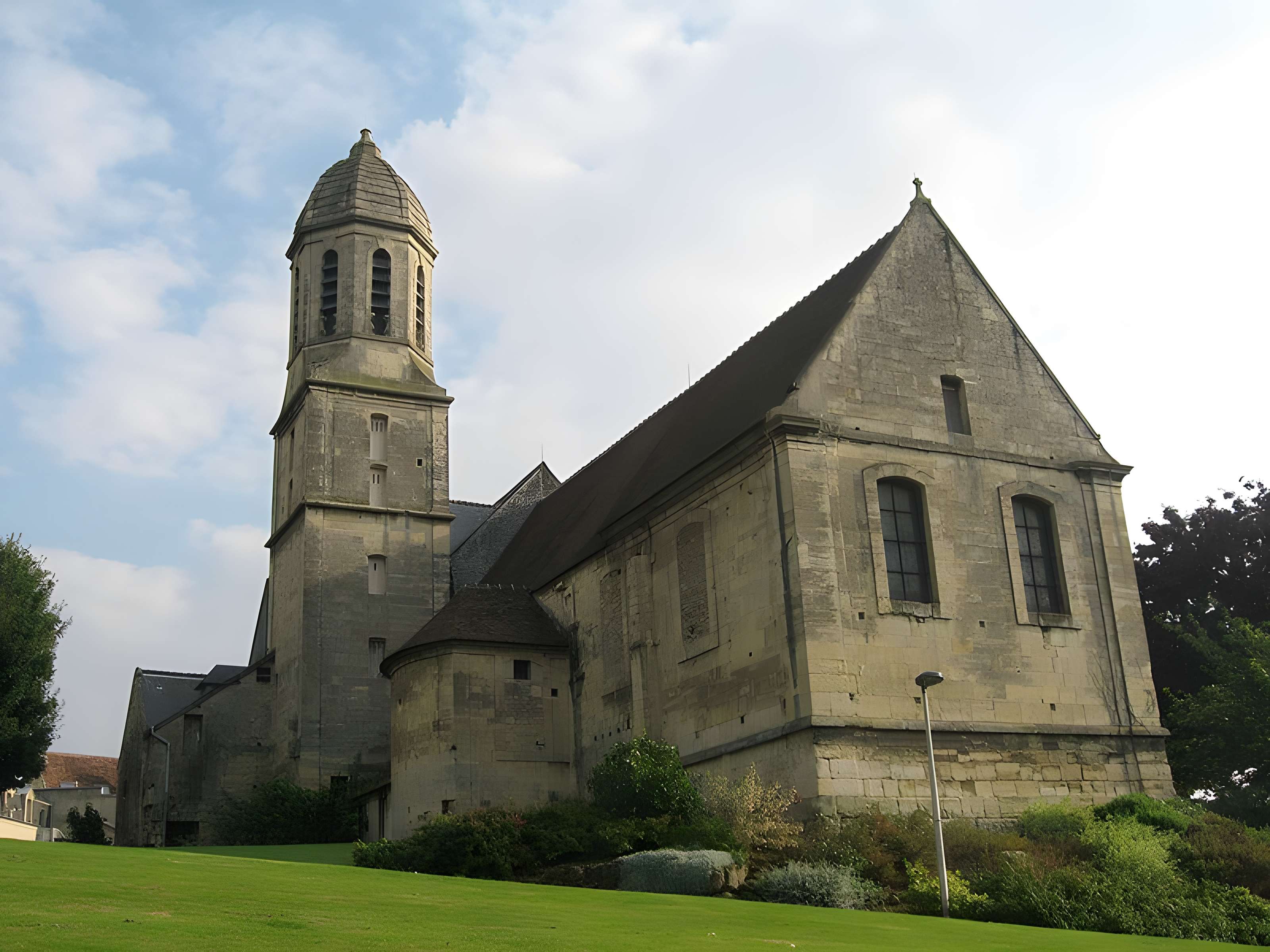 Collégiale du Saint-Sépulcre de Caen 