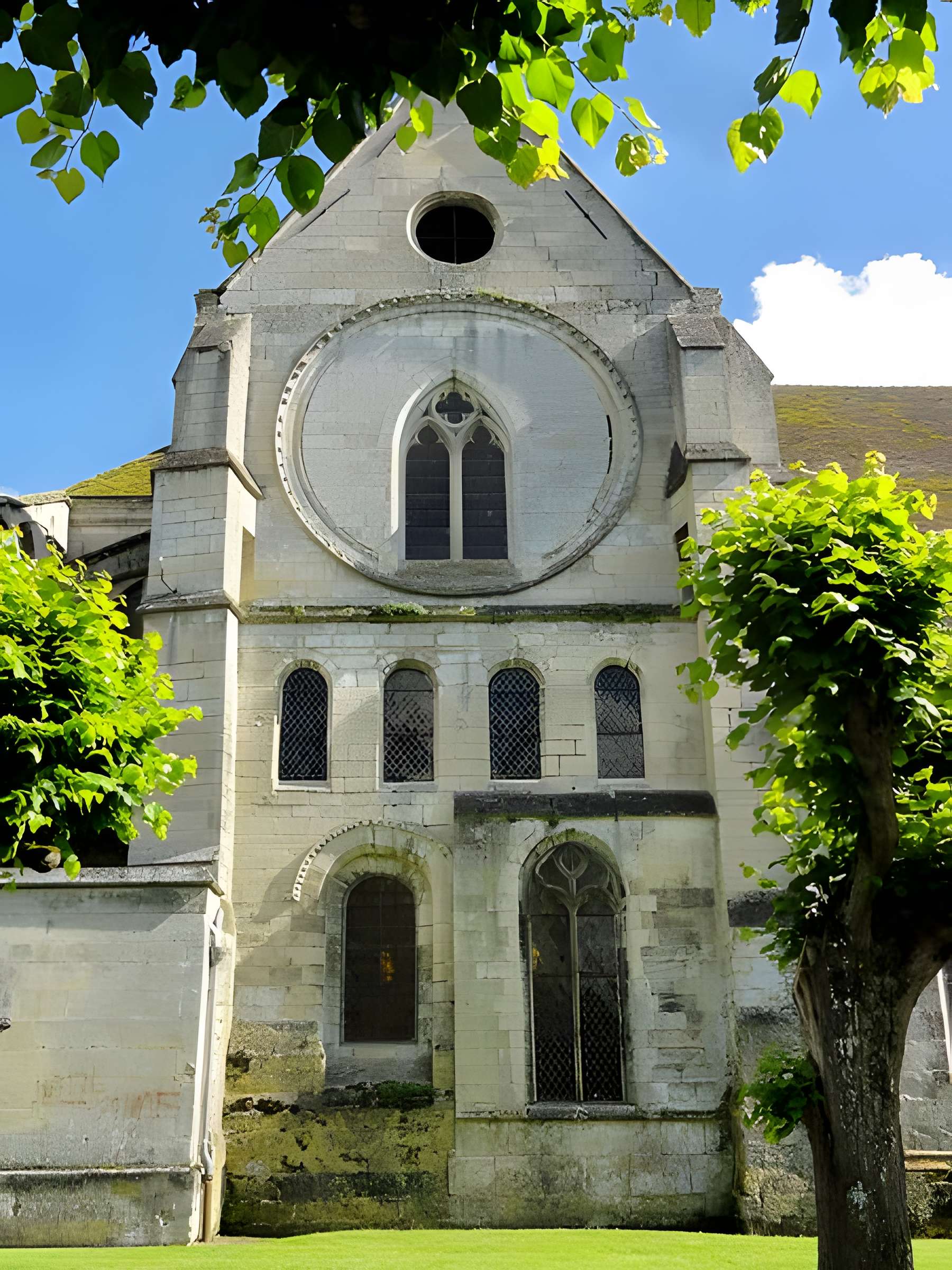 Collégiale Notre-Dame de Mello