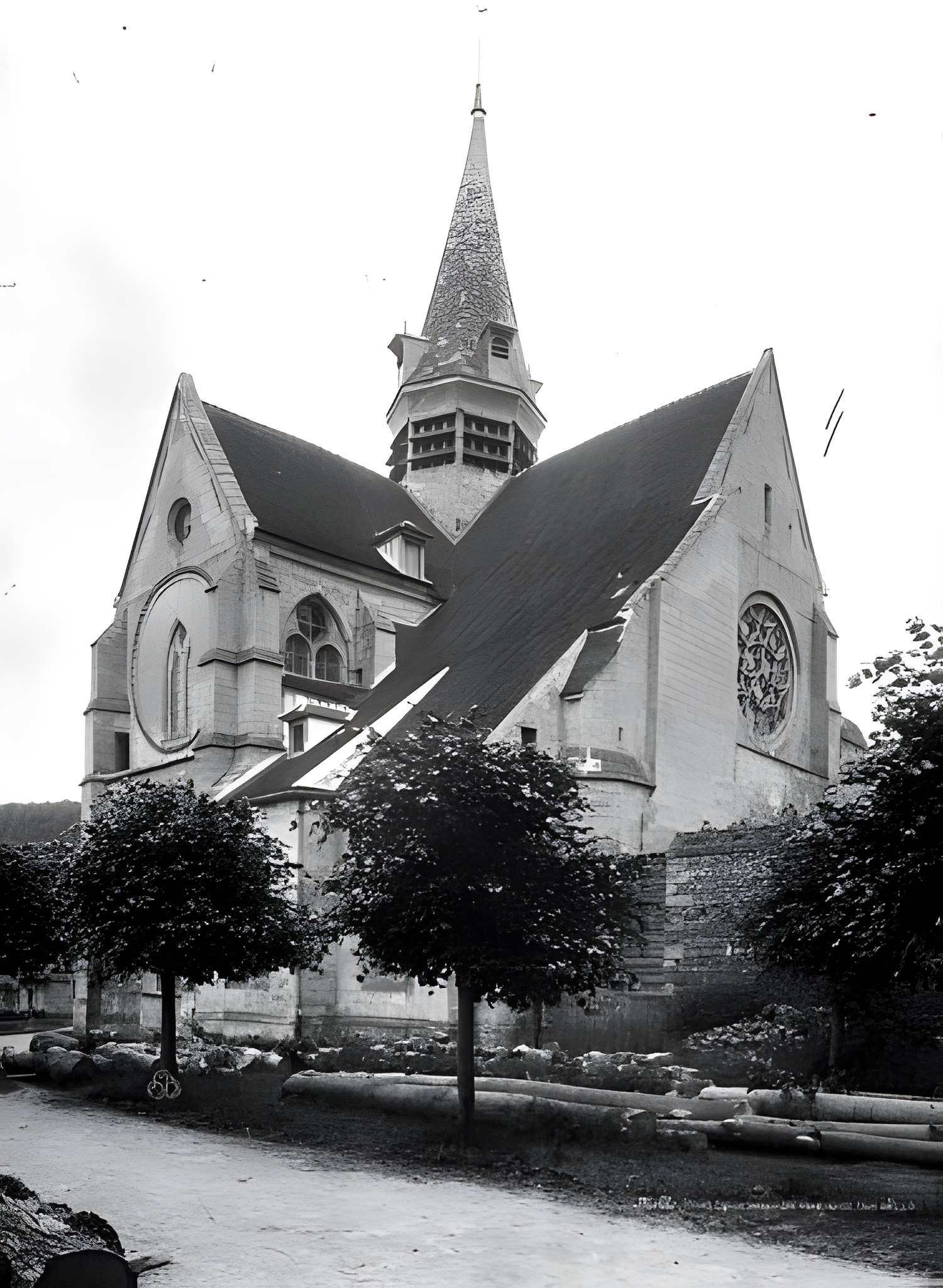 Collégiale Notre-Dame de Mello