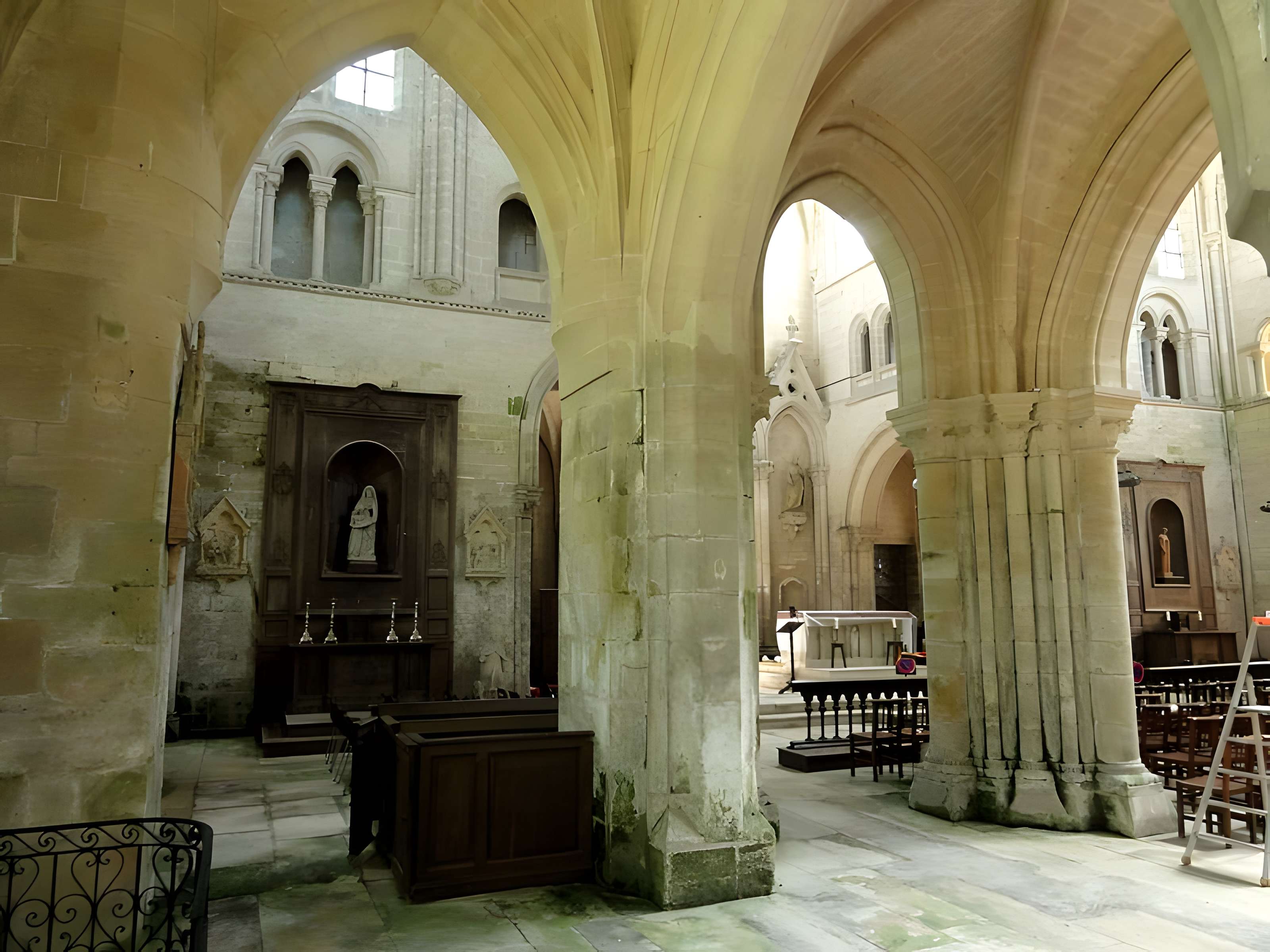 Collégiale Notre-Dame de Mello