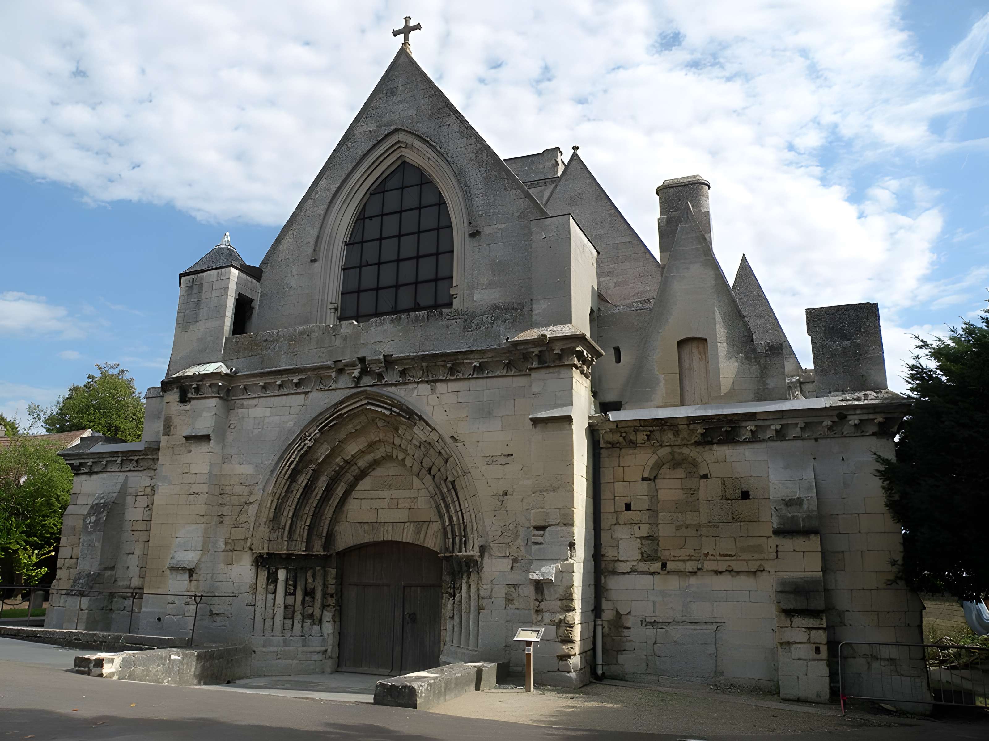 Collégiale Notre-Dame de Montataire