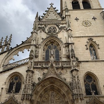Collégiale Notre-Dame-des-Marais de Villefranche-sur-Saône