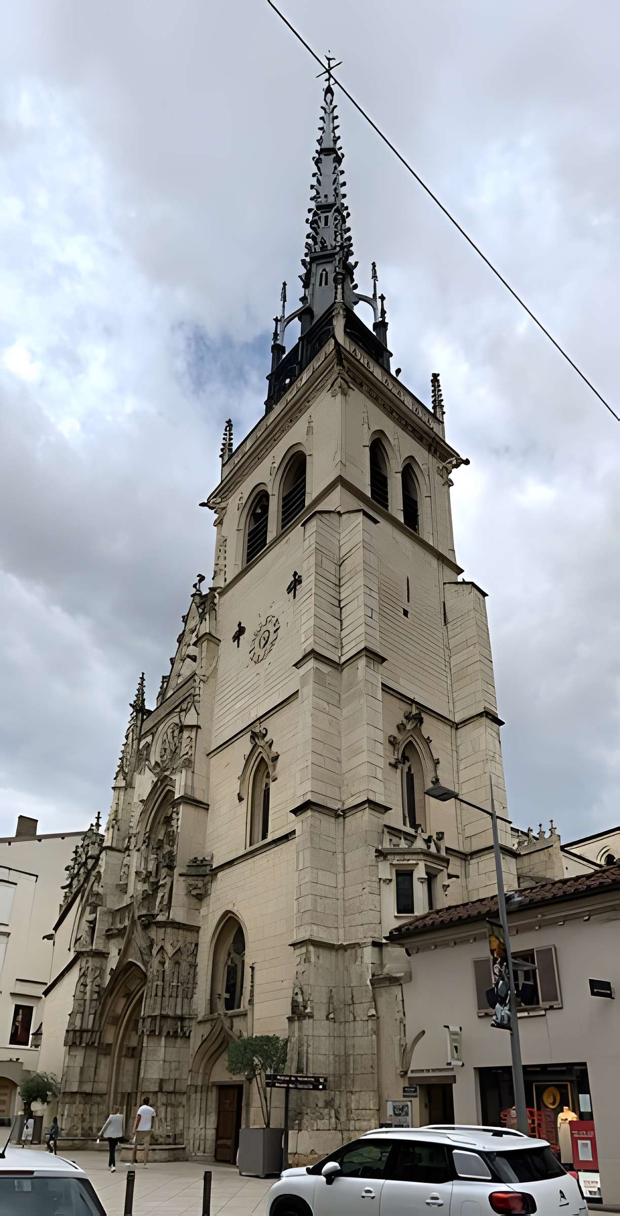 Collégiale Notre-Dame-des-Marais de Villefranche-sur-Saône