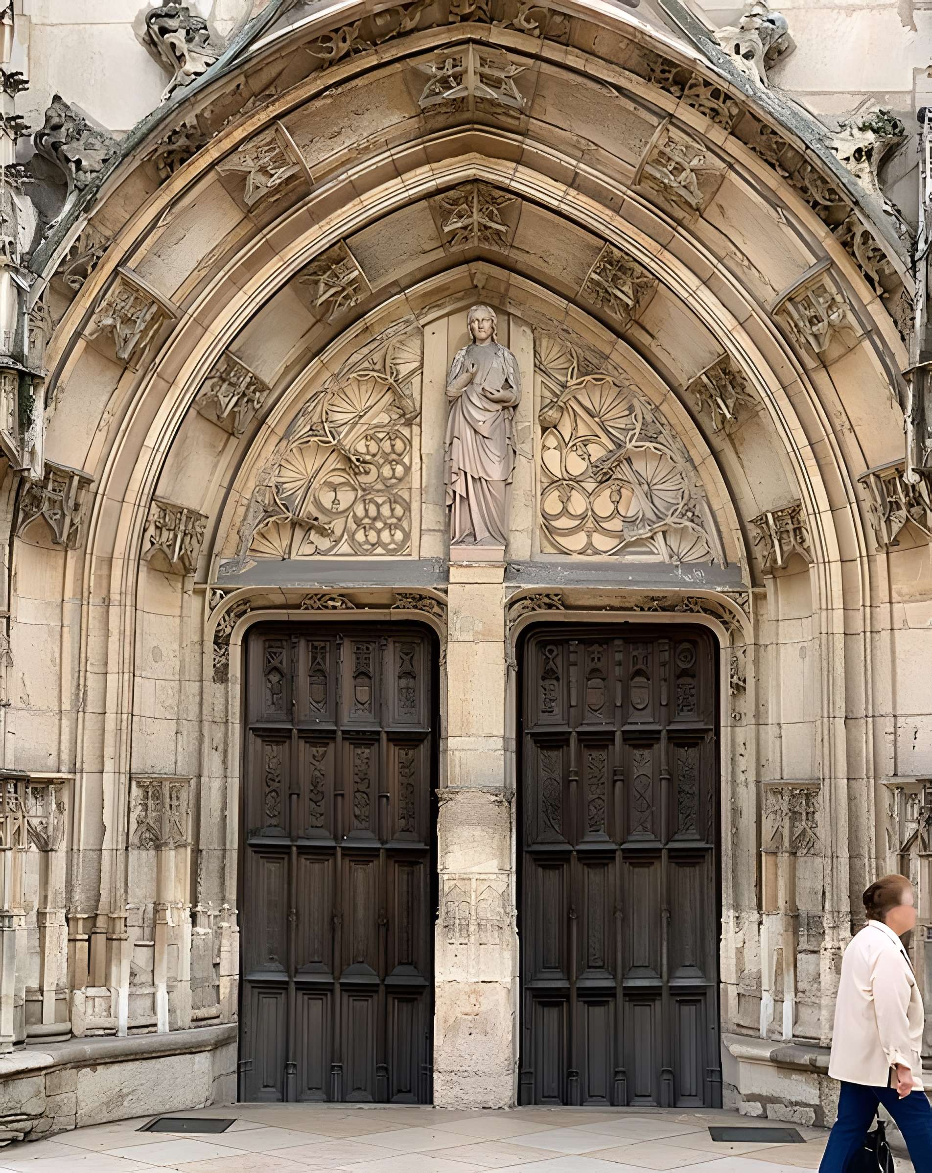 Collégiale Notre-Dame-des-Marais de Villefranche-sur-Saône