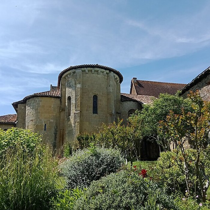 Photo de Collégiale Saint-Barthélemy de Pimbo