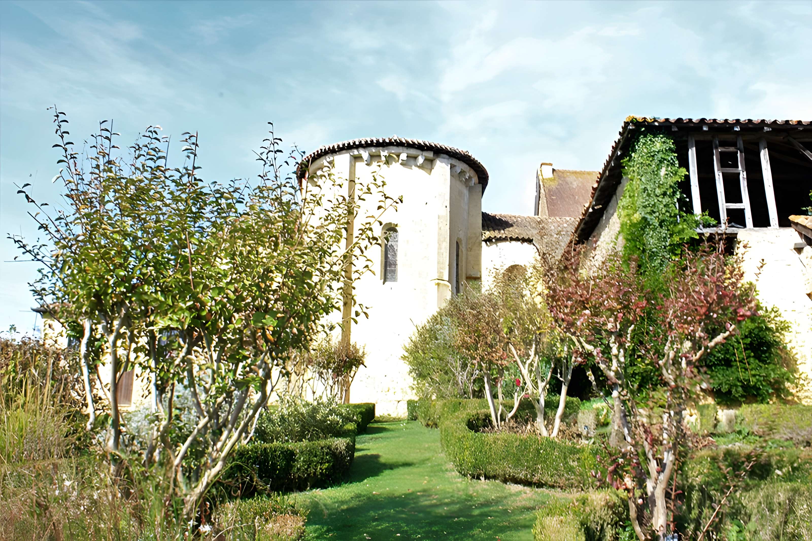 Collégiale Saint-Barthélemy de Pimbo