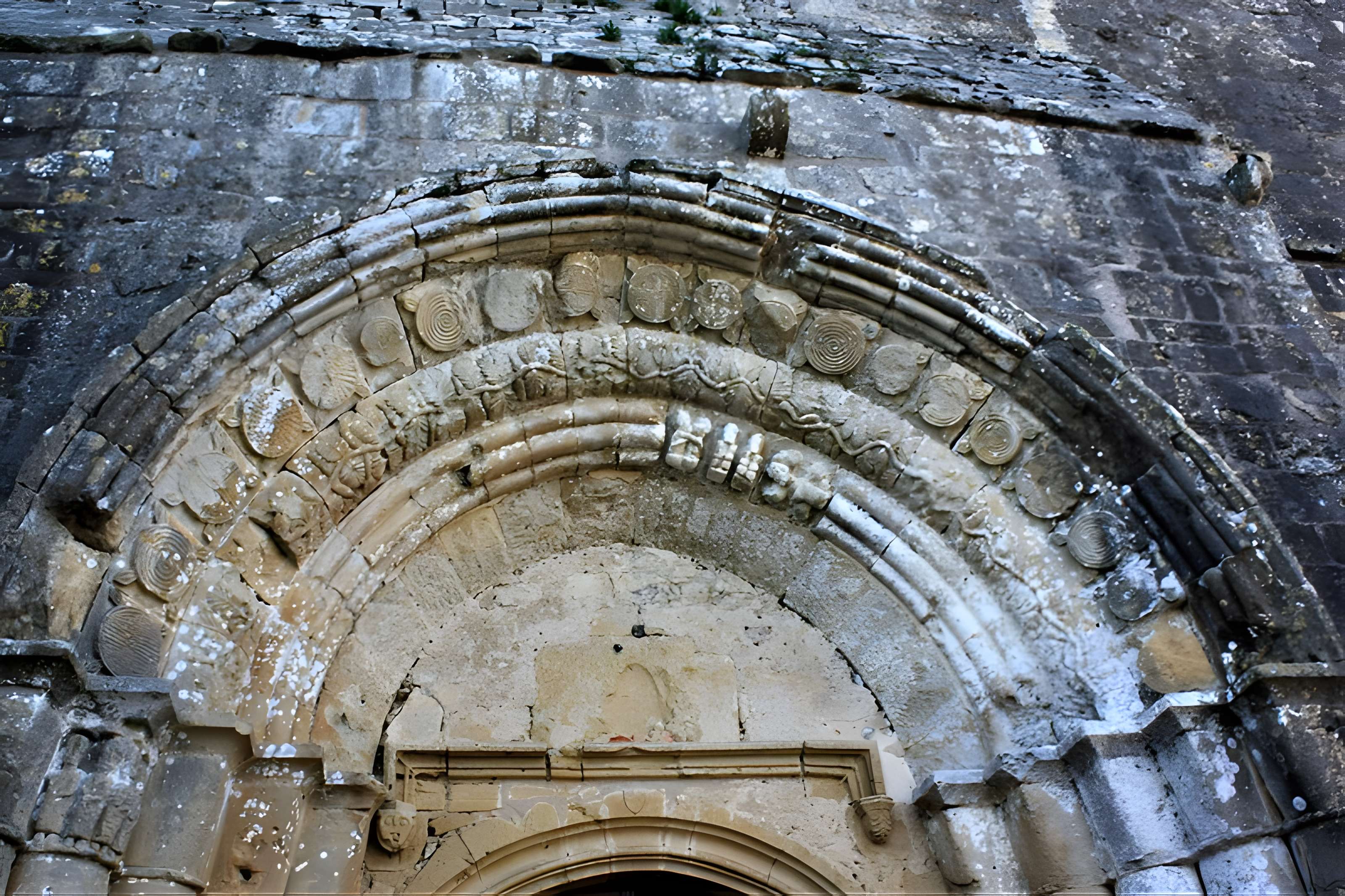 Collégiale Saint-Barthélemy de Pimbo