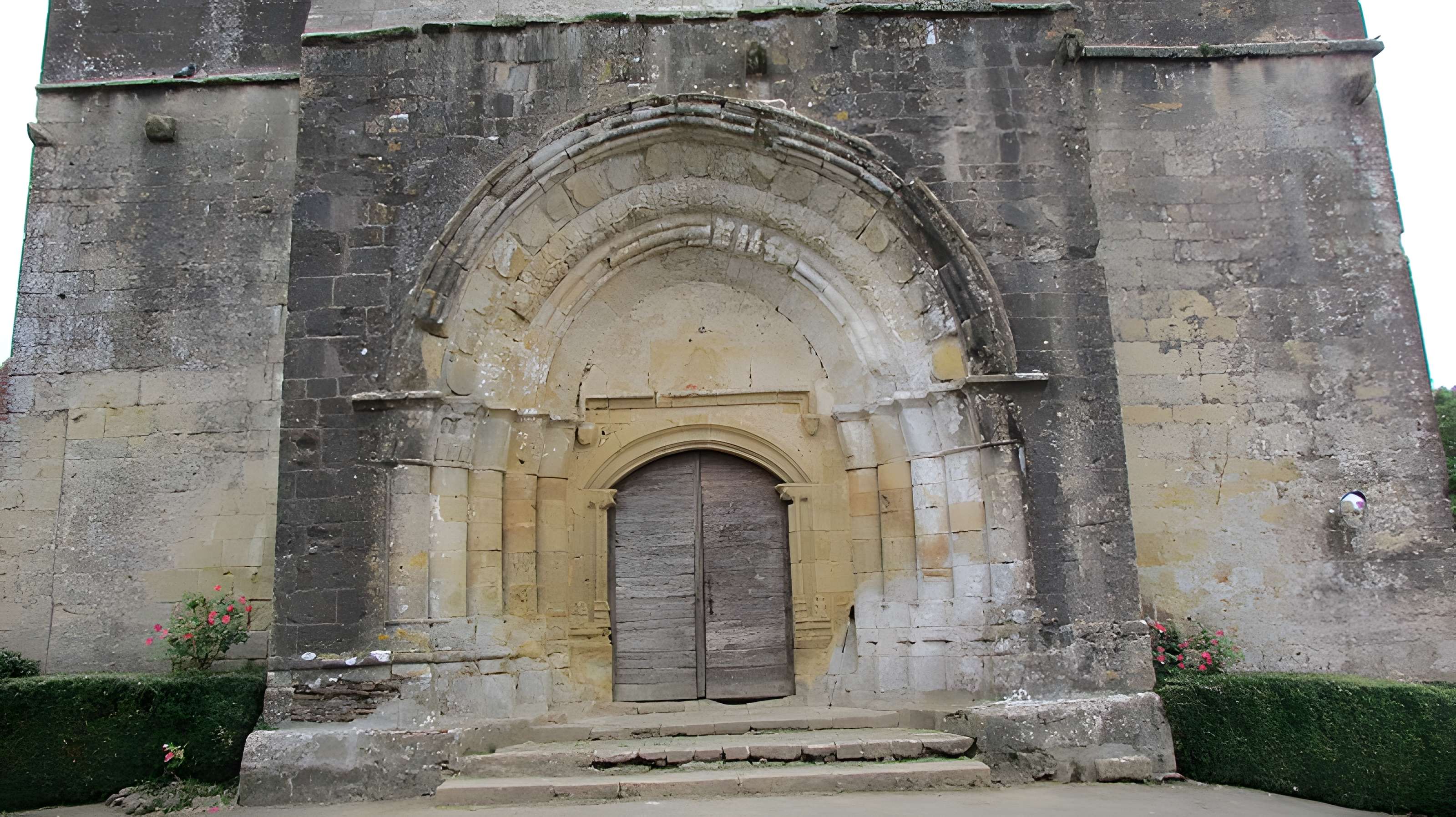 Collégiale Saint-Barthélemy de Pimbo