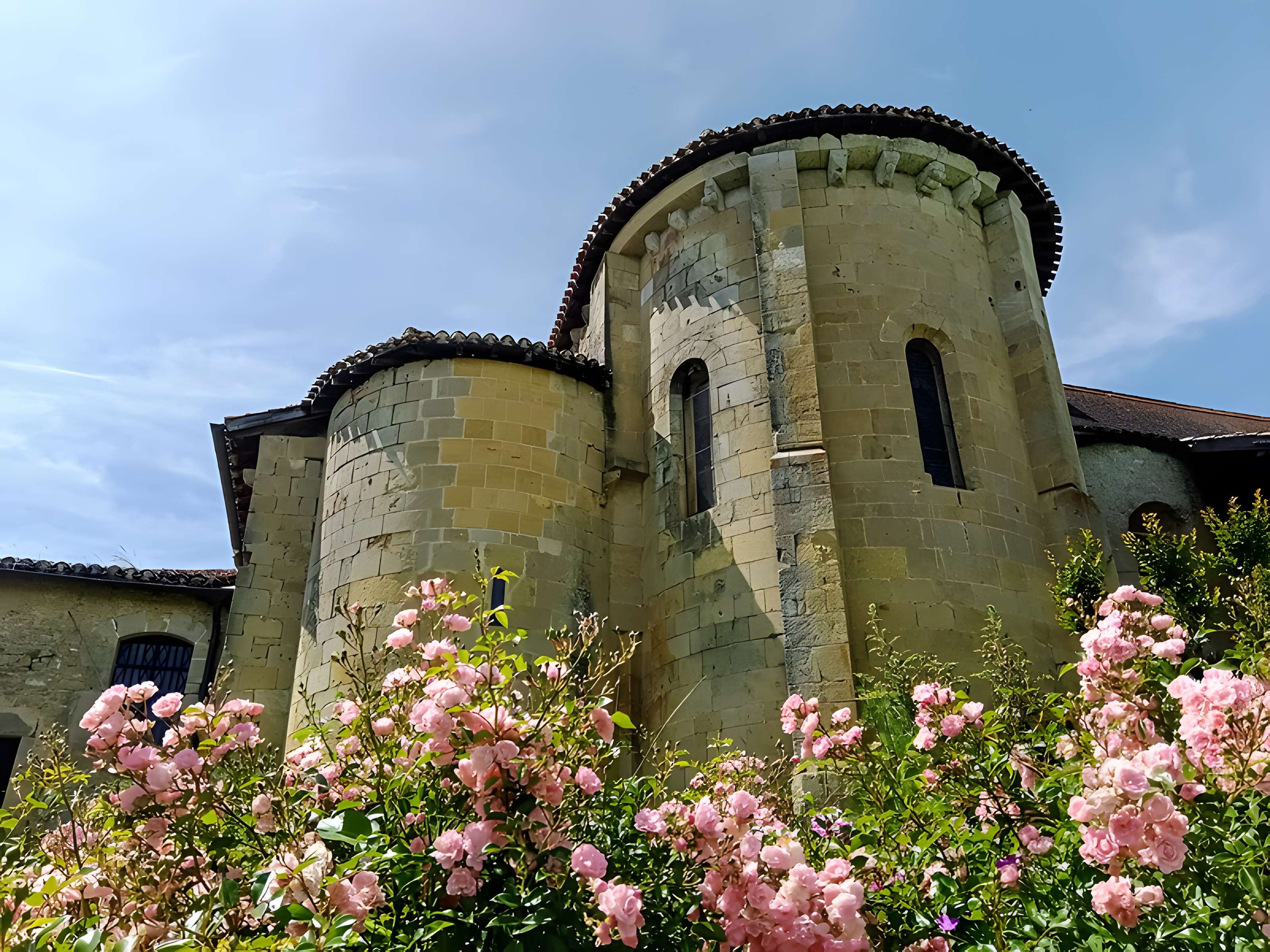 Collégiale Saint-Barthélemy de Pimbo