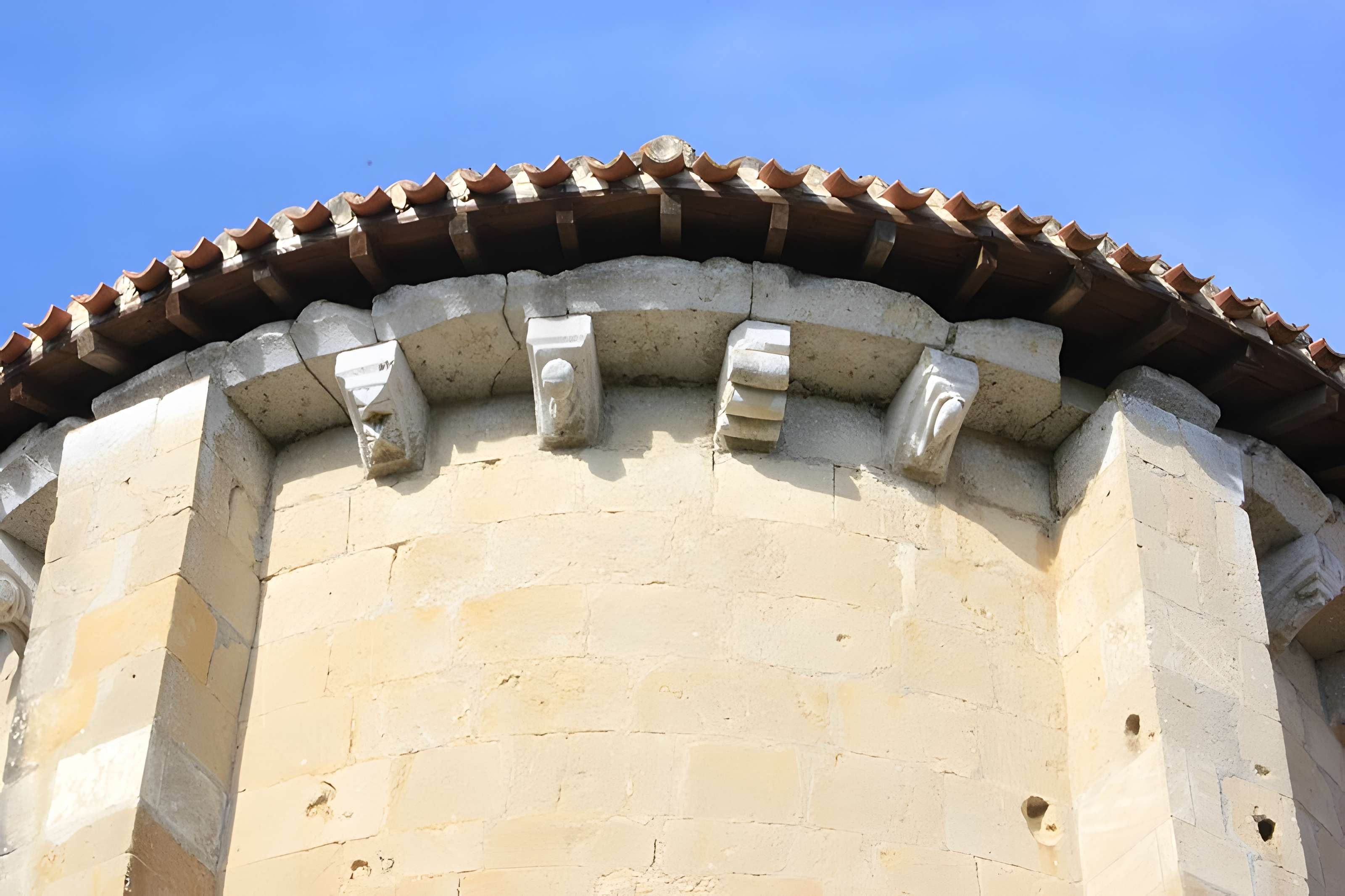Collégiale Saint-Barthélemy de Pimbo